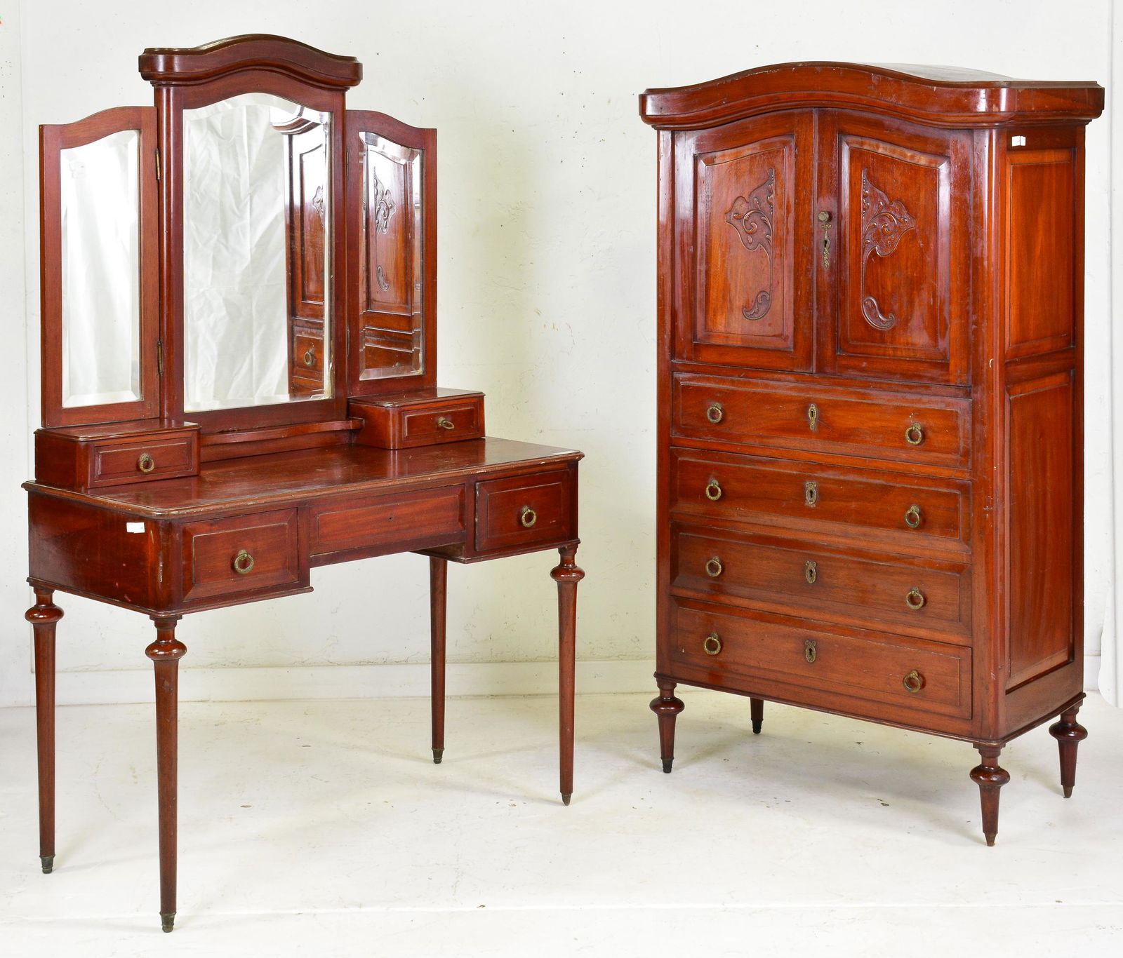 2pc Bed Set - Triple Mirror Dresser & Tall Boy (1 of 8)