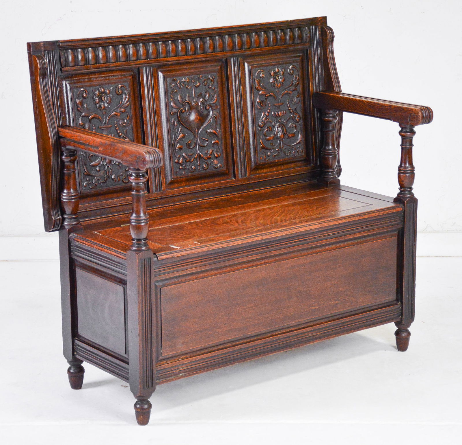 Carved Oak Monks Bench c.1930 (1 of 6)
