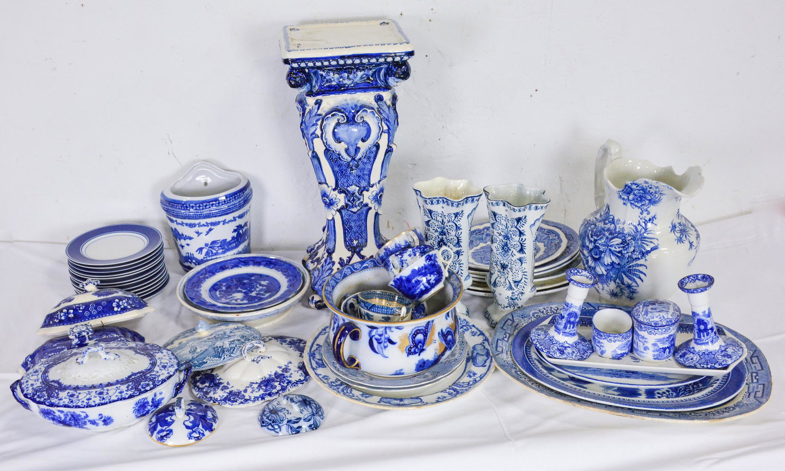 52pcs Assorted Flow Blue / Blue & White China: 52pcs Assorted Flow Blue / Blue & White China - Pedestal, Vases, Pitcher, Etc. - 21 in tall x 10 x 10 (measurements for largest only)