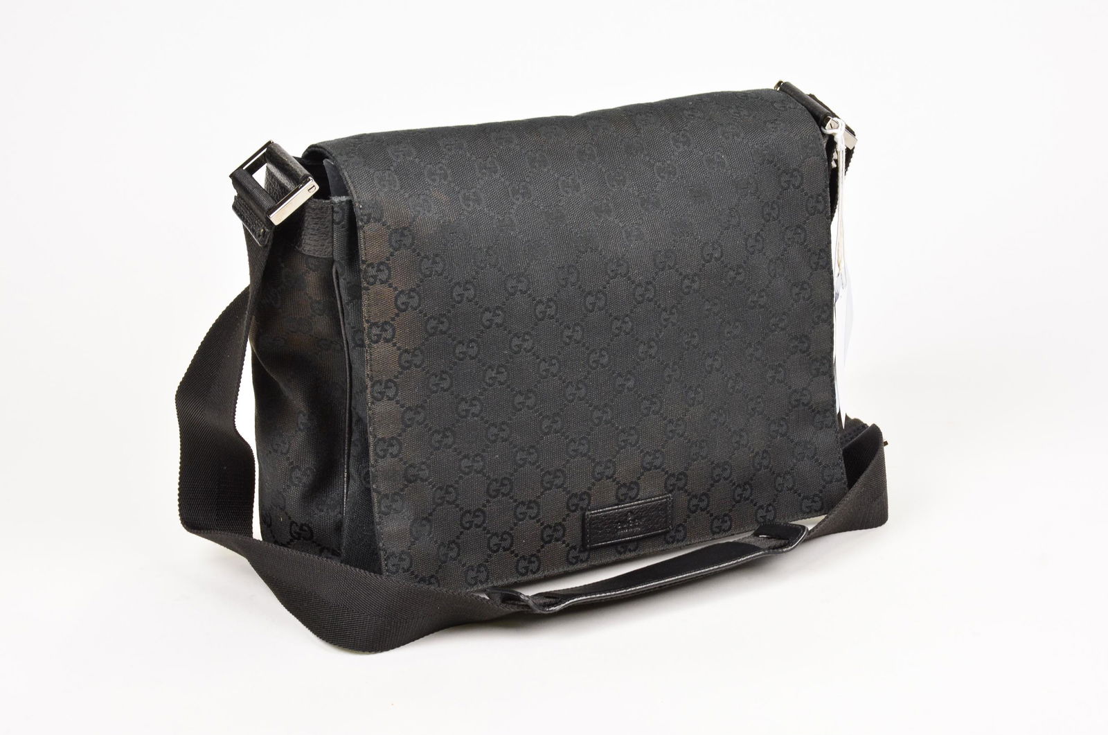 Gucci Messenger Monogrammed Canvas Shoulder Bag (1 of 6)