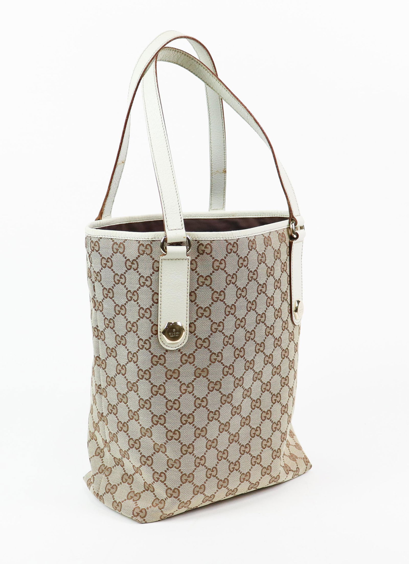 Gucci Classic Shopping Bag  in Monogram Canvas (1 of 5)