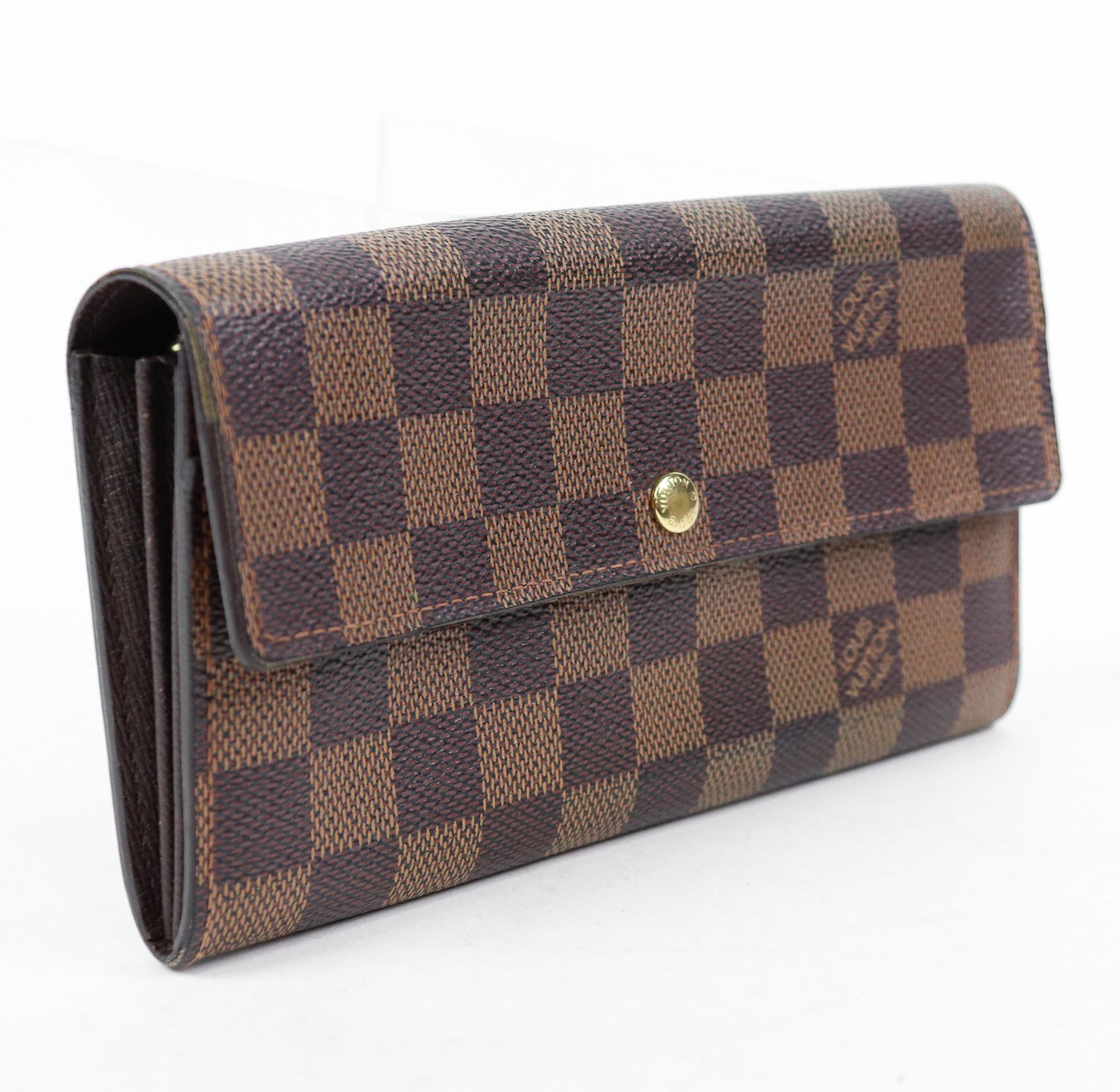 Louis Vuitton Sarah 6 Wallet  in Damier Ebene (1 of 4)