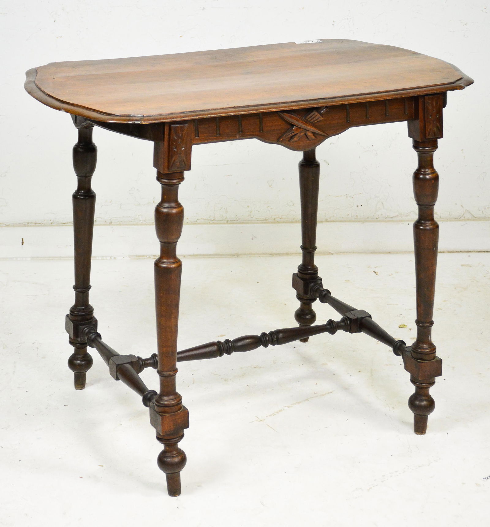 French Walnut Turned Leg Lamp / Side Table (1 of 5)