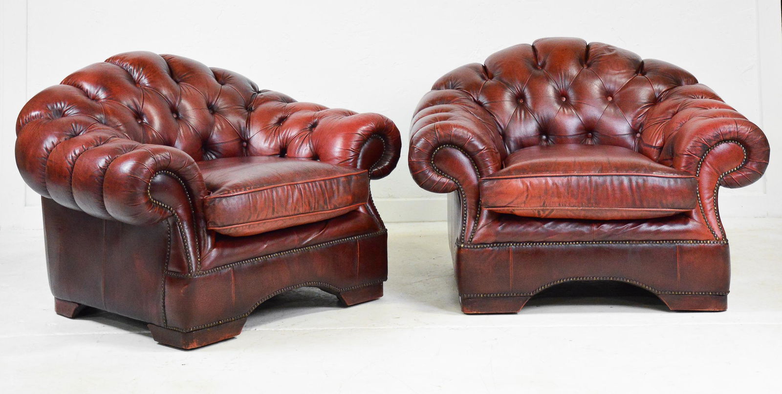 2 Red Leather Hump Back Chesterfield Club Chairs (1 of 4)