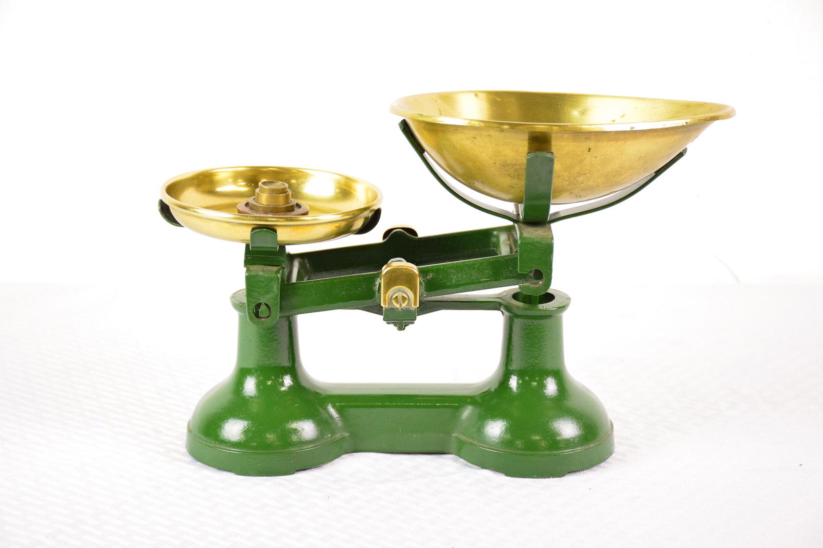 Green Painted British Scale With Weights (1 of 3)