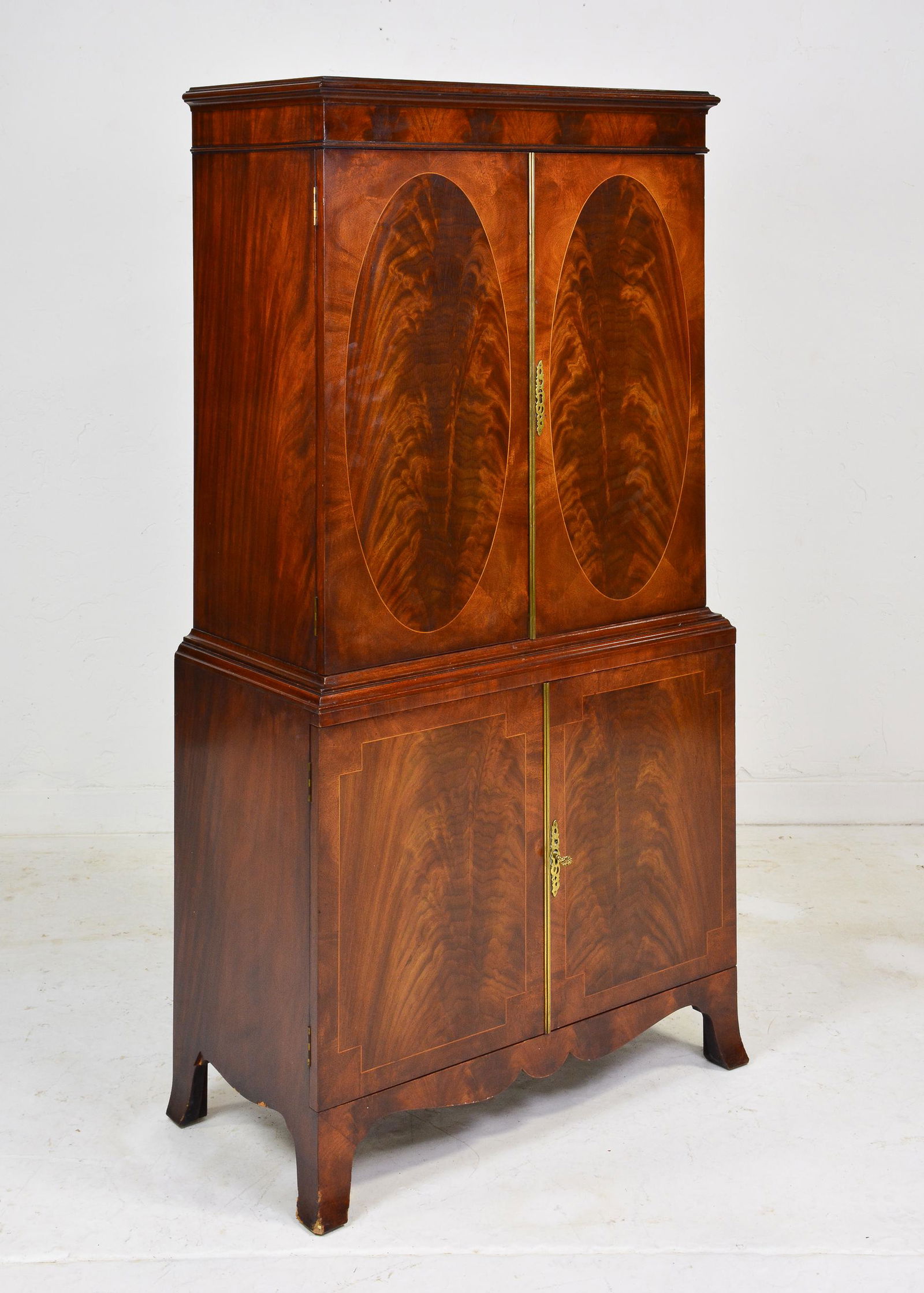 English 4 Door Mahogany Cabinet / Cupboard (1 of 3)