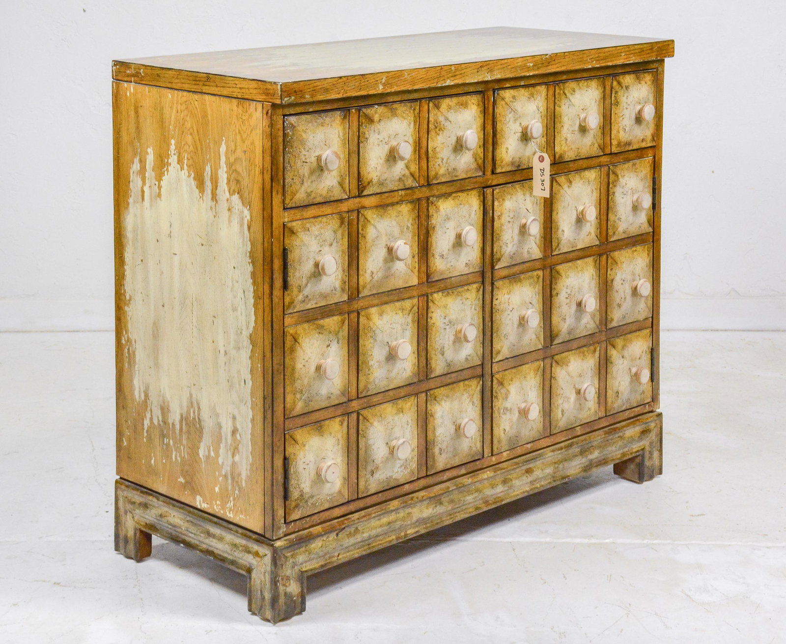Painted Entertainment Stand / Cabinet: Painted Entertainment Stand / Cabinet - 38 in tall x 43 x 20