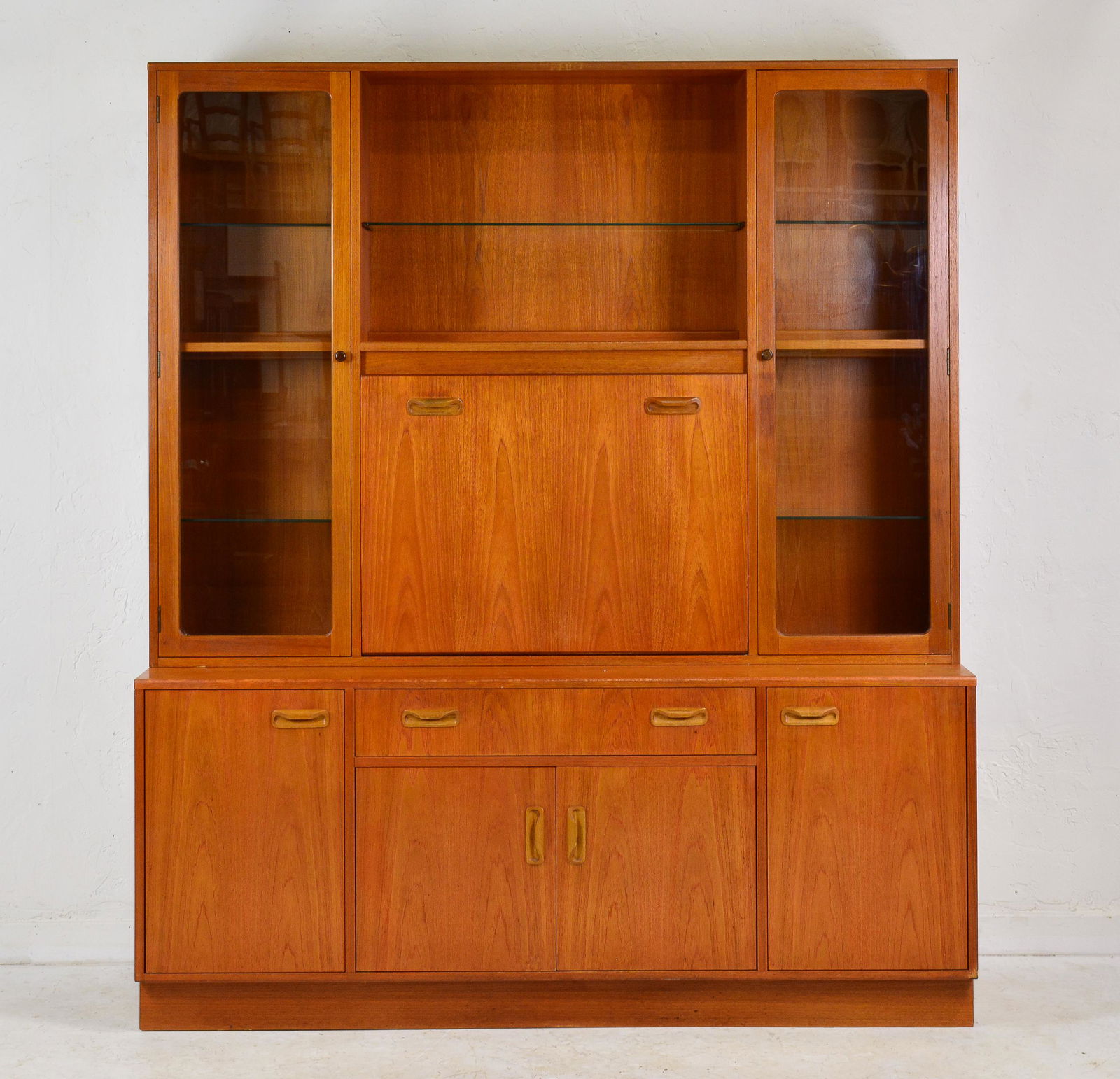 Mid Century Modern Bookcase - Gplan (1 of 7)