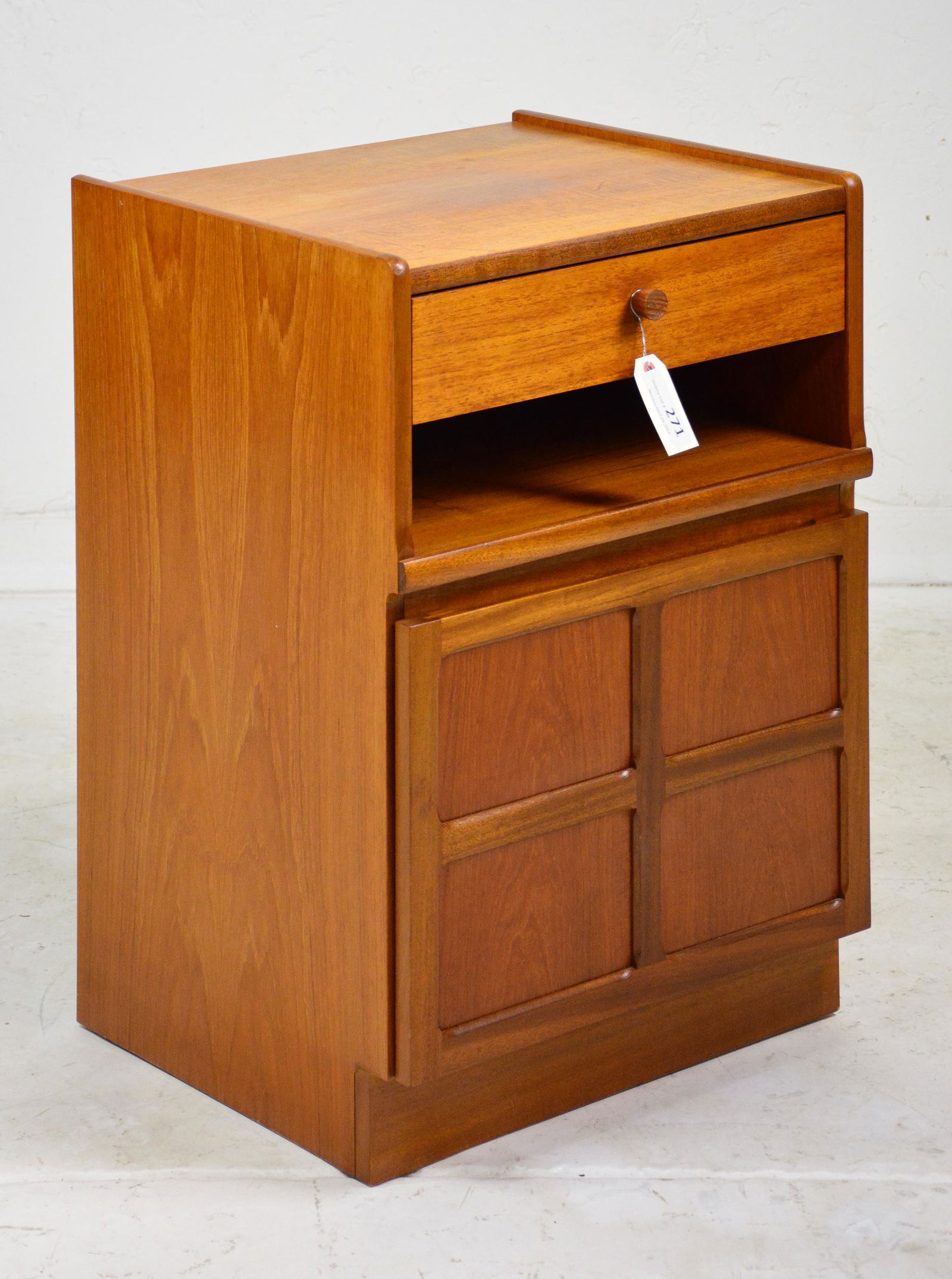 Mid Century Modern Record Cabinet (1 of 4)