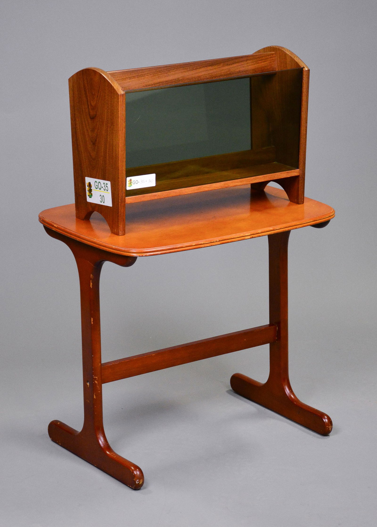 Mid Century Modern Magazine Rack & Table (1 of 3)