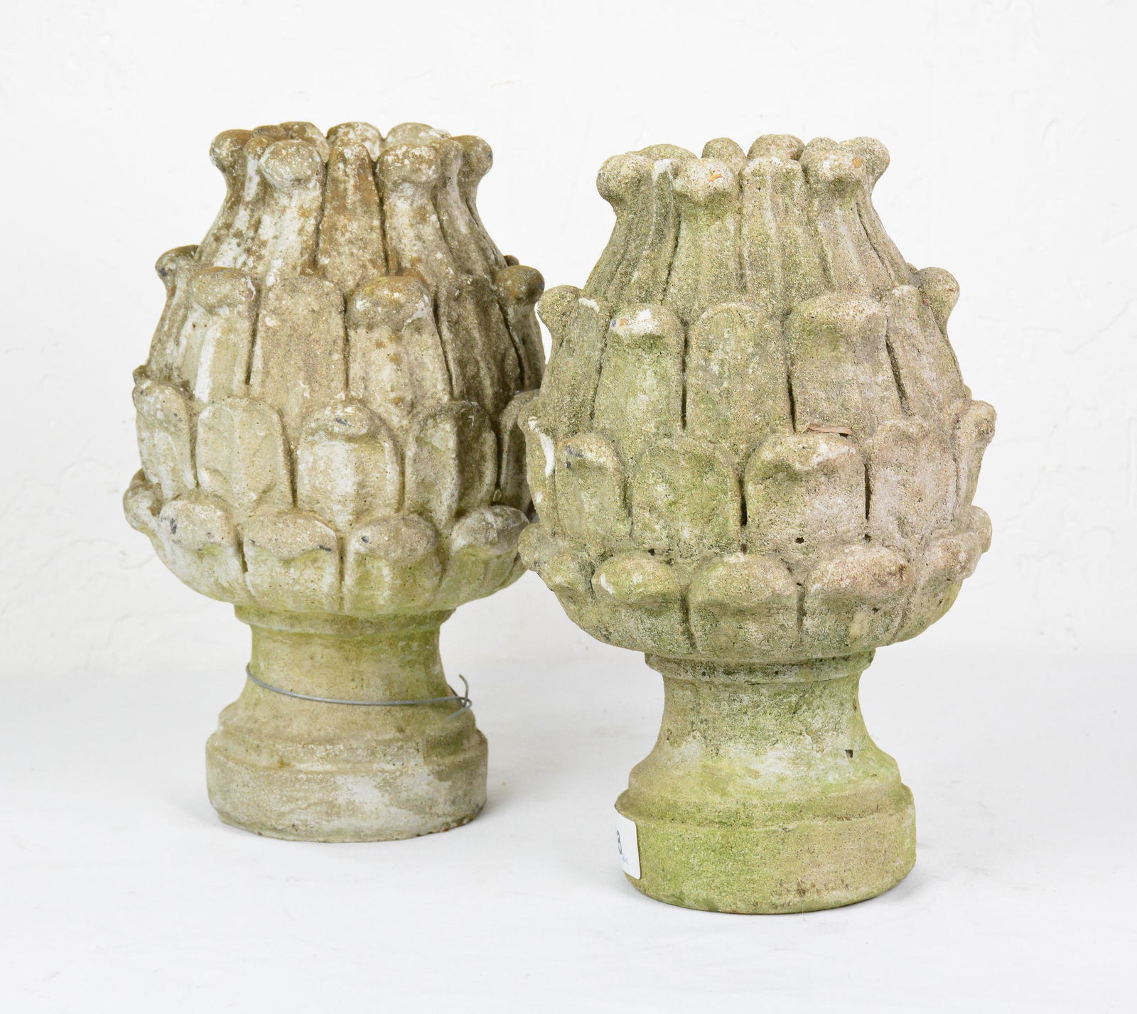 2 Small Cast Stone Pineapple Finials (1 of 4)