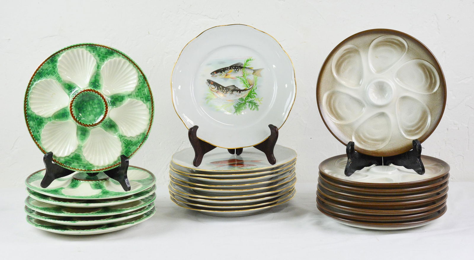 24pcs - 3 Sets Of Fish / Oyster Plates (1 of 7)