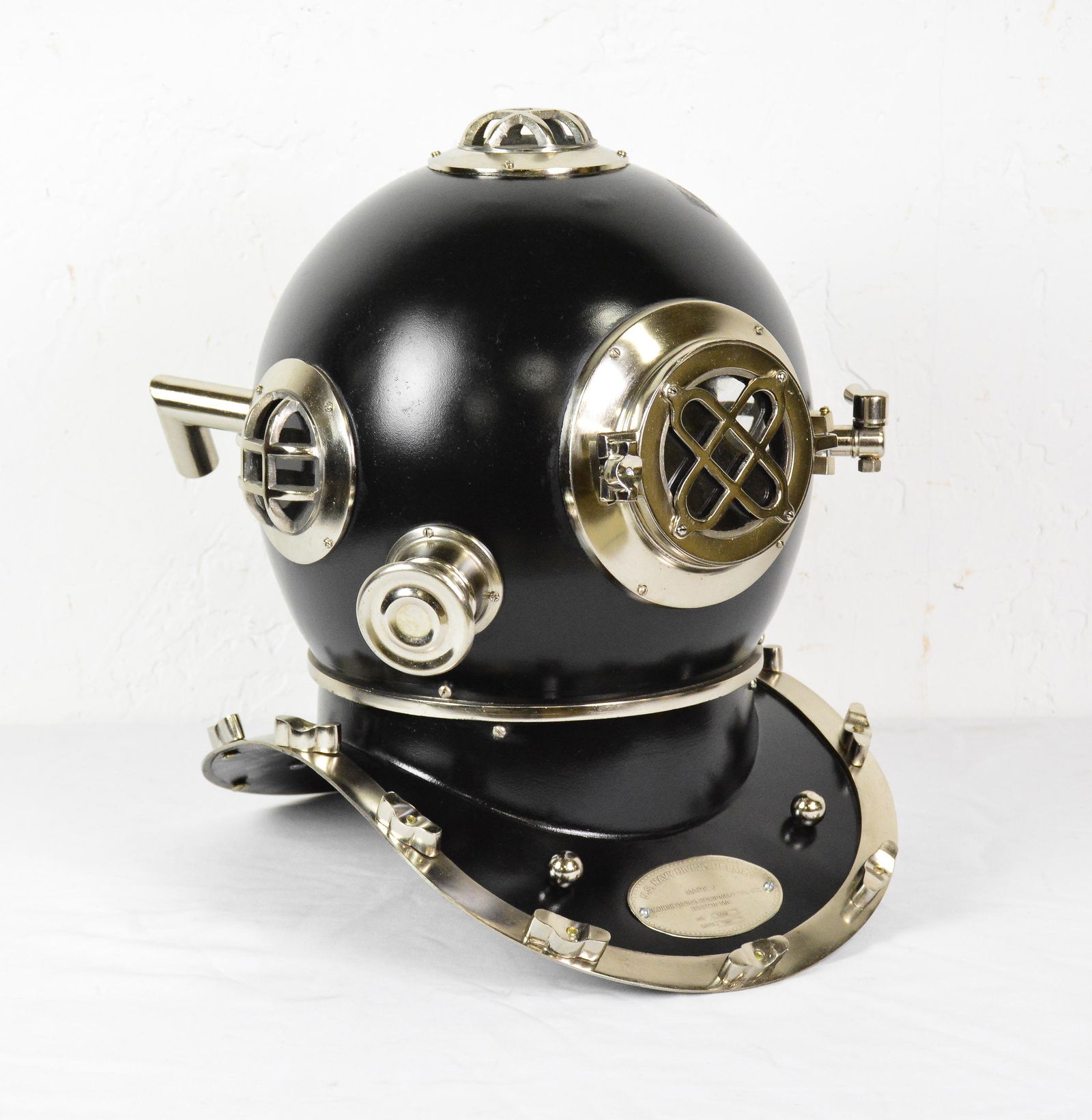 Black / Chrome Diving Helmet (1 of 3)