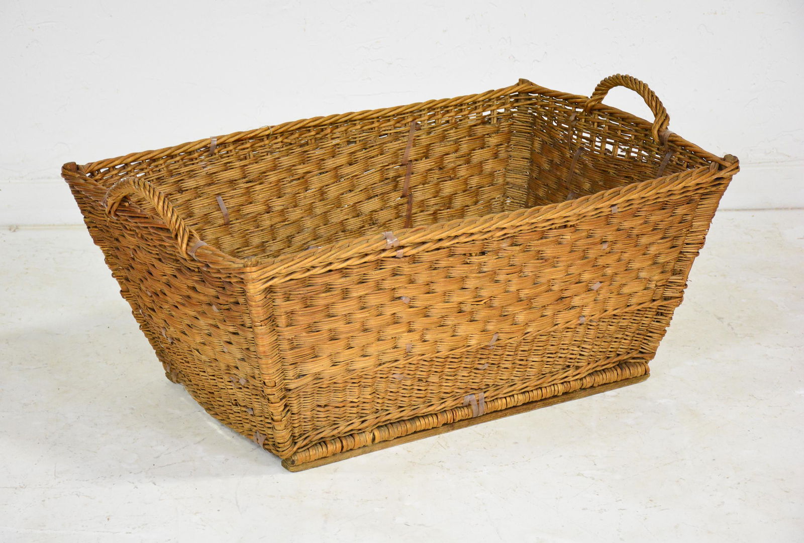 Rectangular European Market Basket #1 (1 of 3)