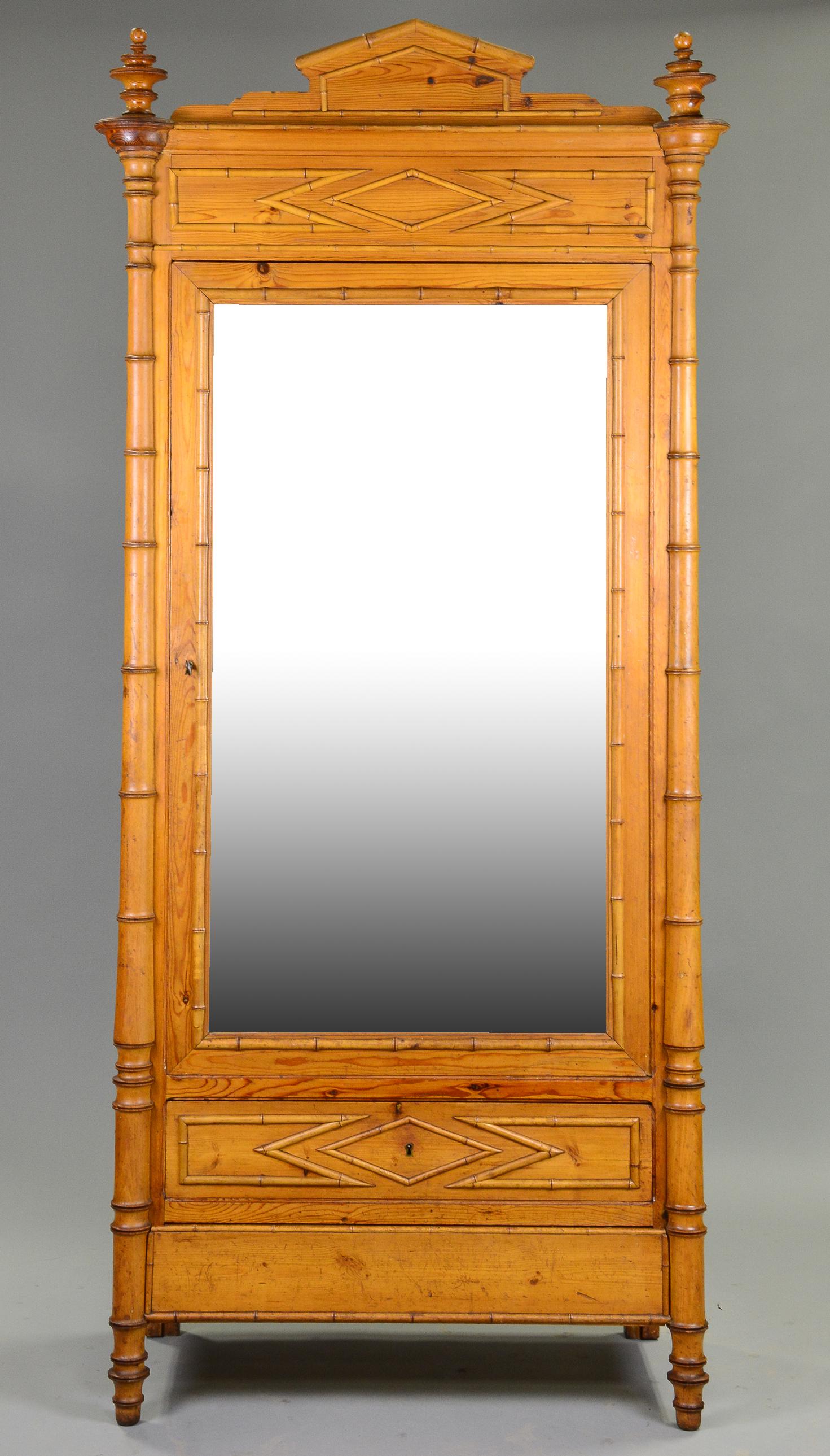 Bamboo Style Single Door Robe (1 of 6)