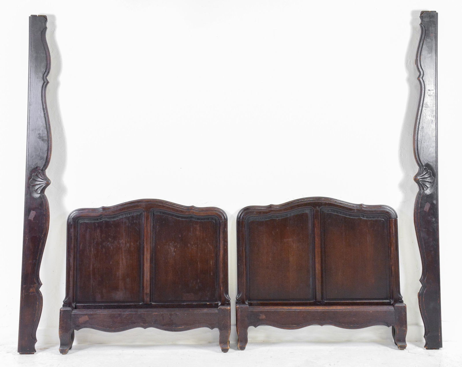 Pair Louis XV Style Small Twin Beds (1 of 5)