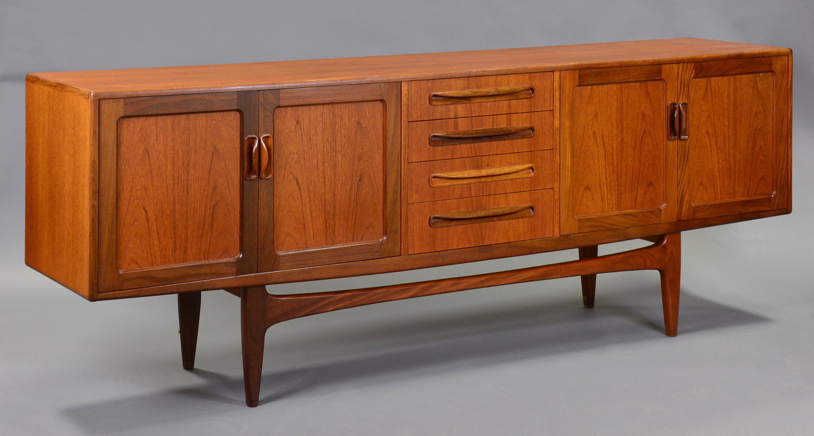 Mid Century Modern Fresco Sideboard - Gplan: This Danish Modern Style Teak Credenza is made by Mid Century Modern Furniture Maker G Plan ( Gplan ) & is part of their "Fresco" Range. 32 in tall x 84 x 19