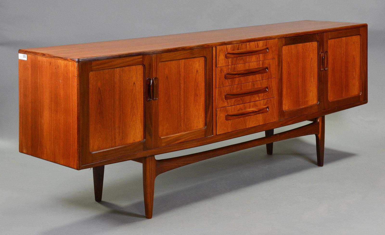 Mid Century Modern Fresco Sideboard - Gplan: This Danish Modern Style Teak Credenza is made by Mid Century Modern Furniture Maker G Plan ( Gplan ) & is part of their "Fresco" Range. 32 in tall x 84 x 19