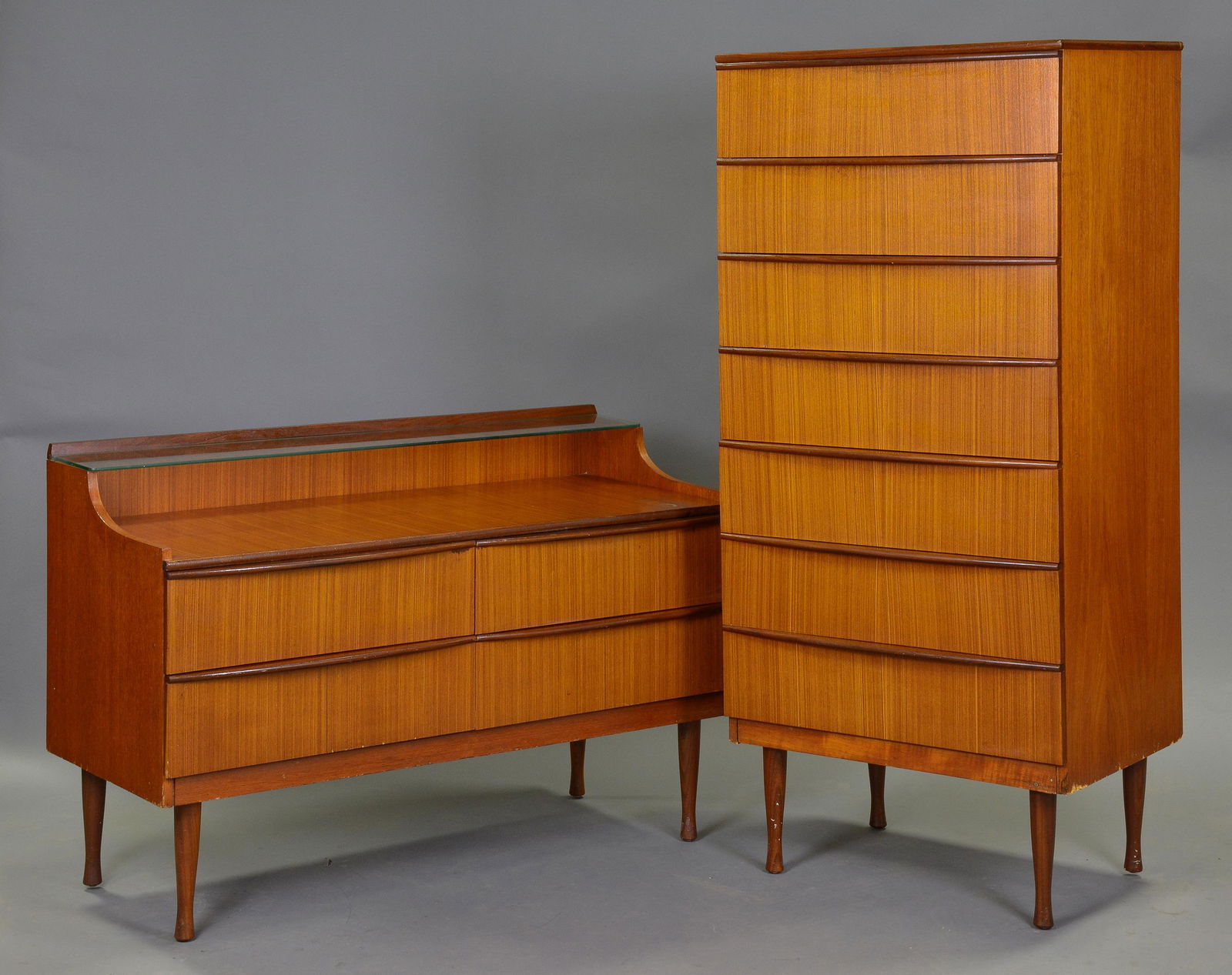 2 Piece Mid Century Modern Bedroom Set (1 of 6)