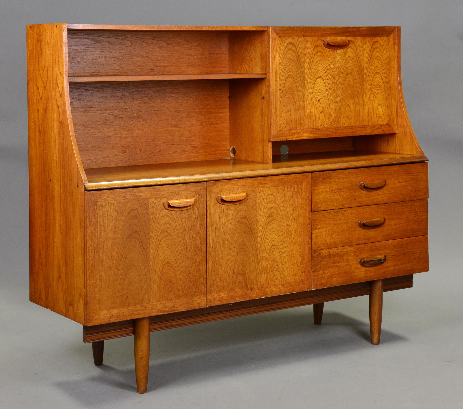 Mid Century Modern Teak Cocktail Cabinet (1 of 6)