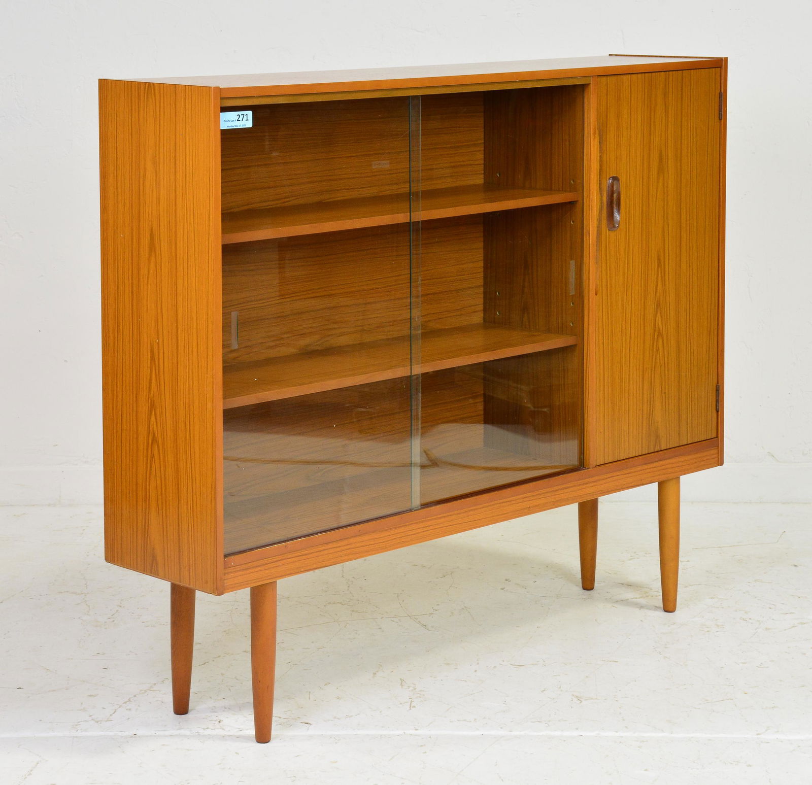 Mid Century Modern Bookcase / Display Cabinet (1 of 2)