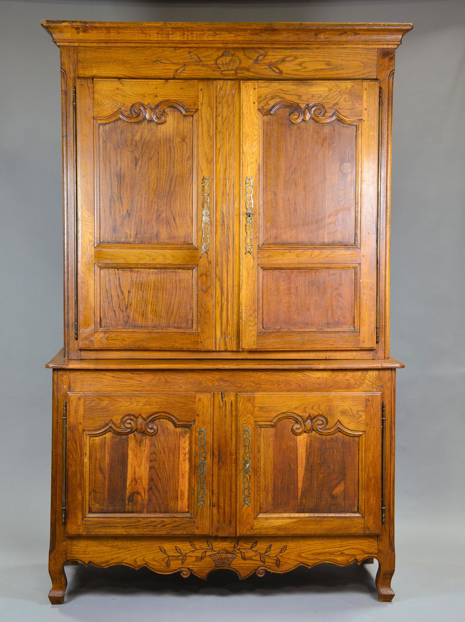 Louis XV Style Large 4 Door Buffet / Cupboard (1 of 9)