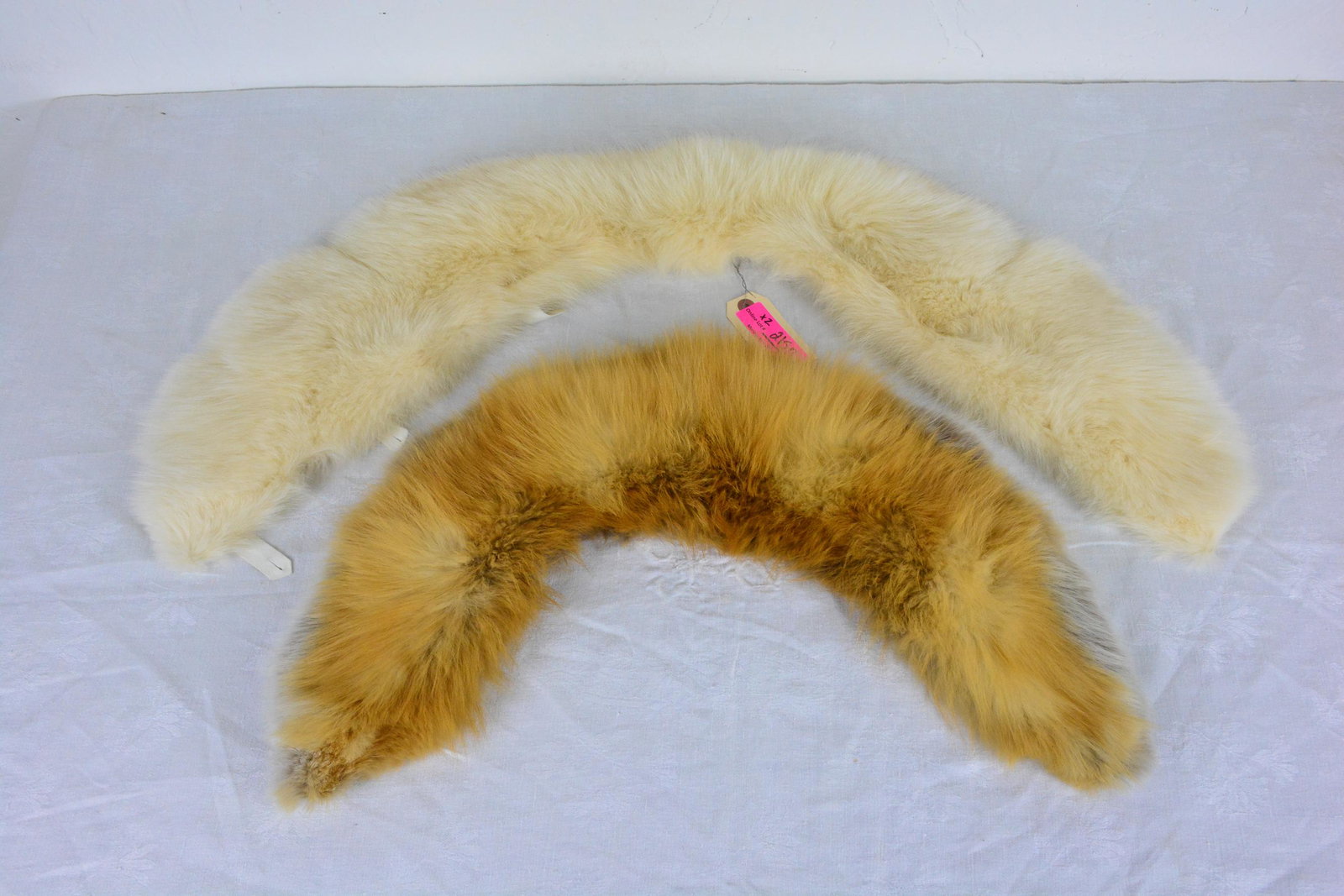 2 Fur Collars (1 of 2)
