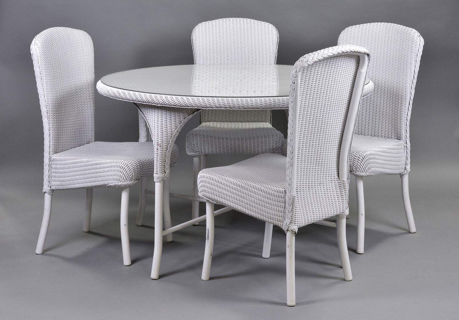 White Wicker Round Table & 4 Chairs - Lloyd Loom (1 of 5)