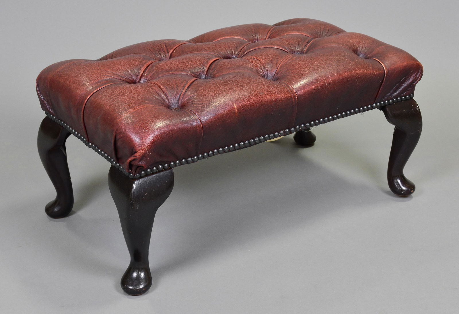 Chesterfield Stool with Queen Anne Legs #1 (1 of 2)