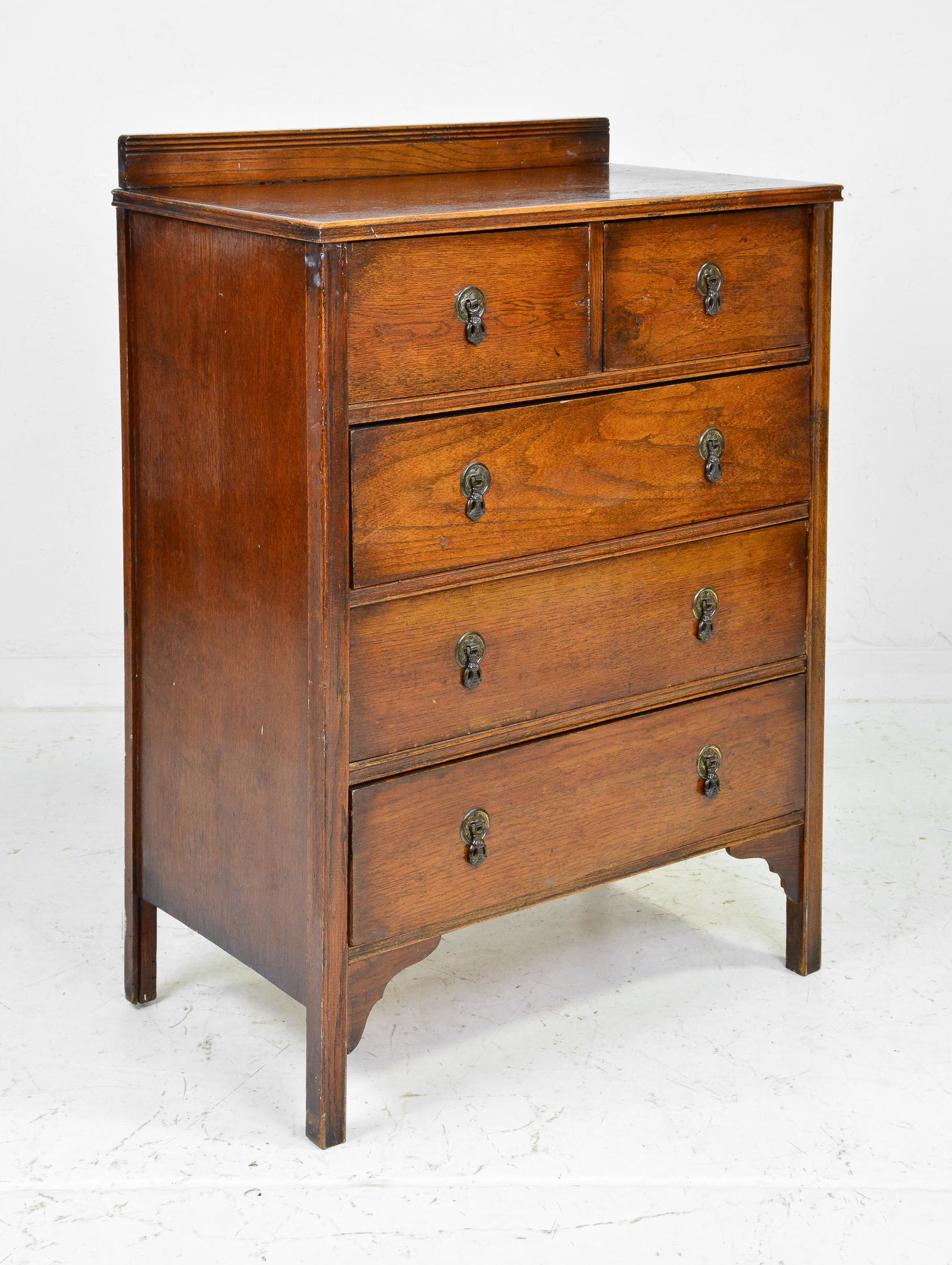 British Oak 5 Drawer Chest (1 of 4)