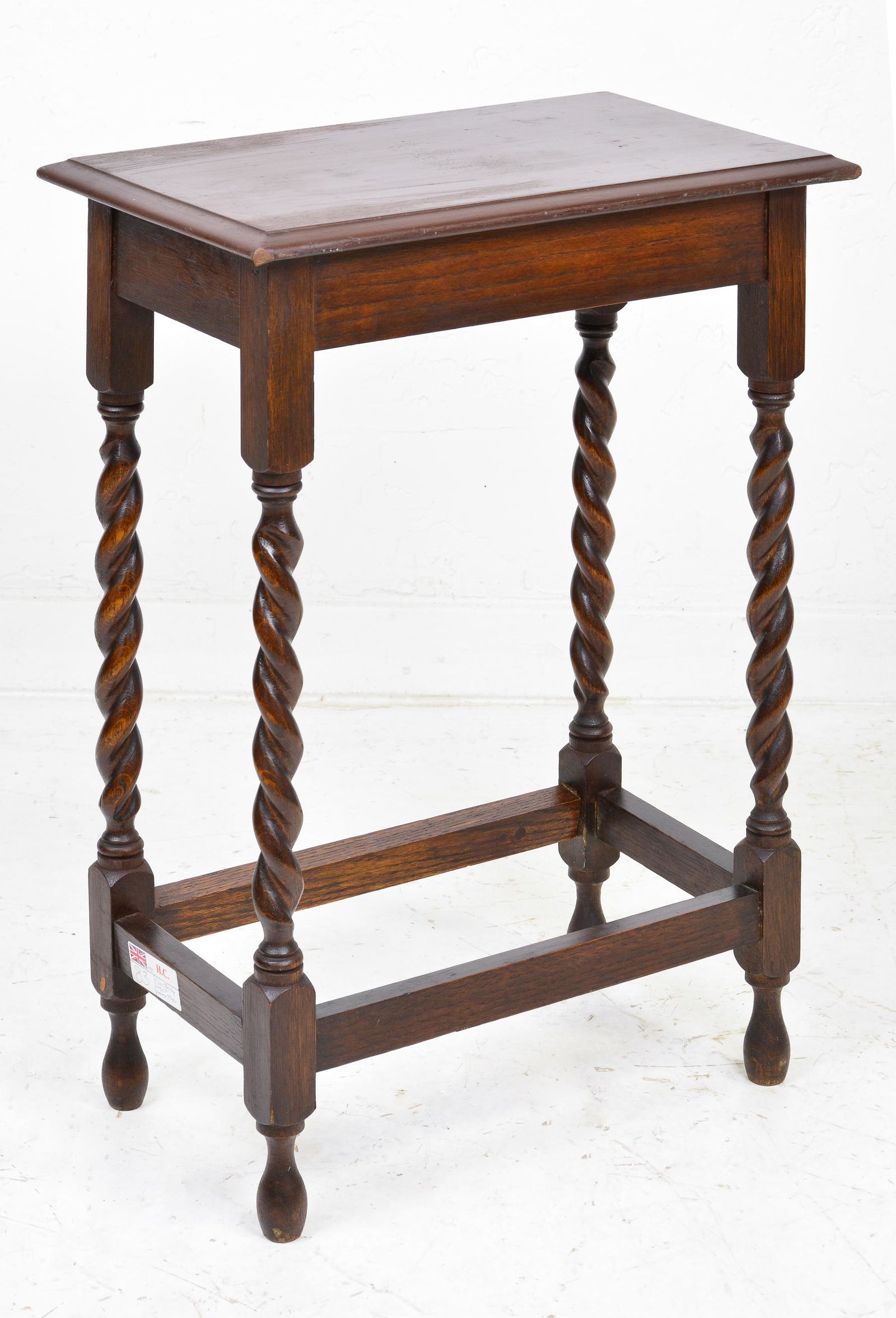 British Oak Barley Twist Lamp / Side Table (1 of 3)