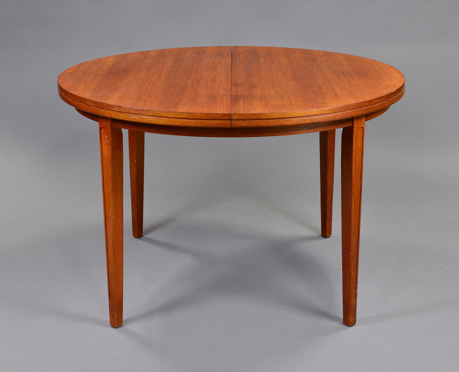 Round Mid Century Dining Table With Pop Up Leaf (1 of 2)