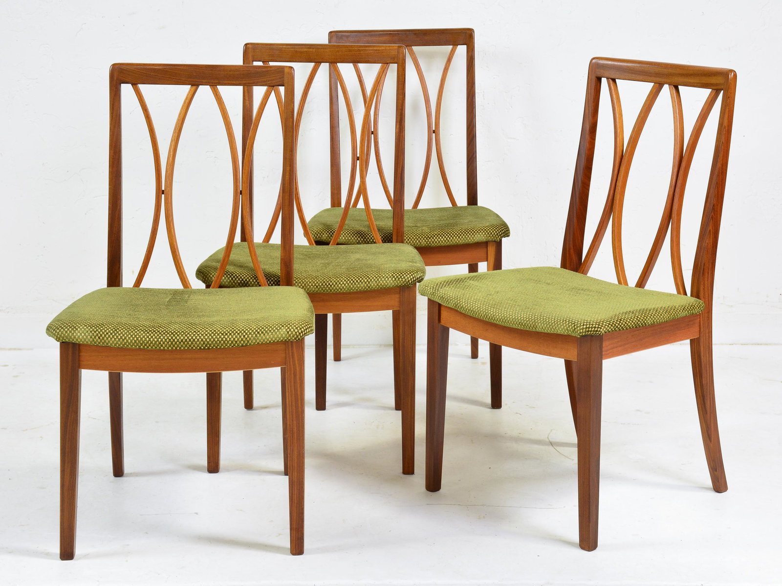 Set of 4 Mid Century Modern G-Plan Chairs (1 of 4)