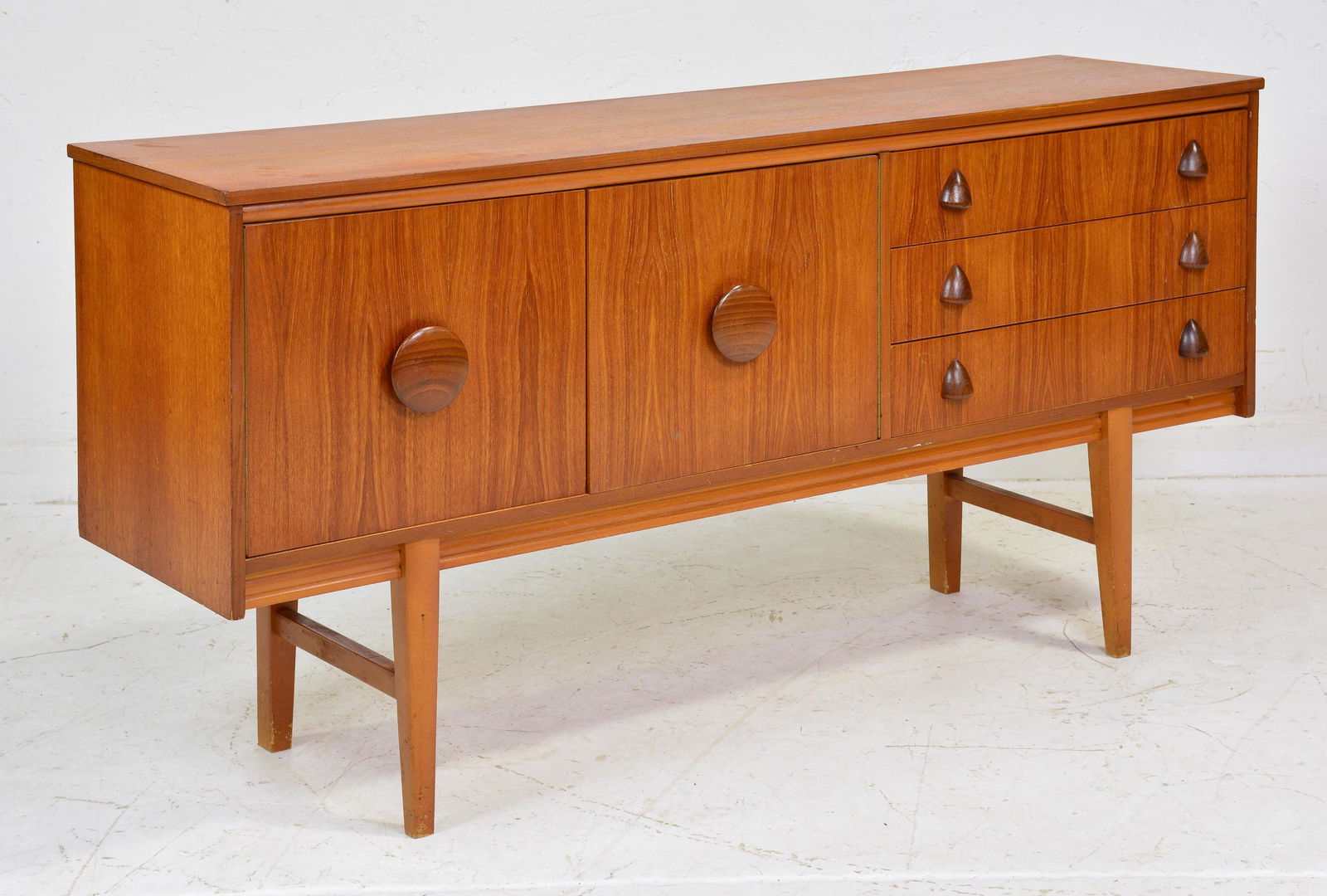 Mid Century Modern Sideboard with Round Handles (1 of 4)