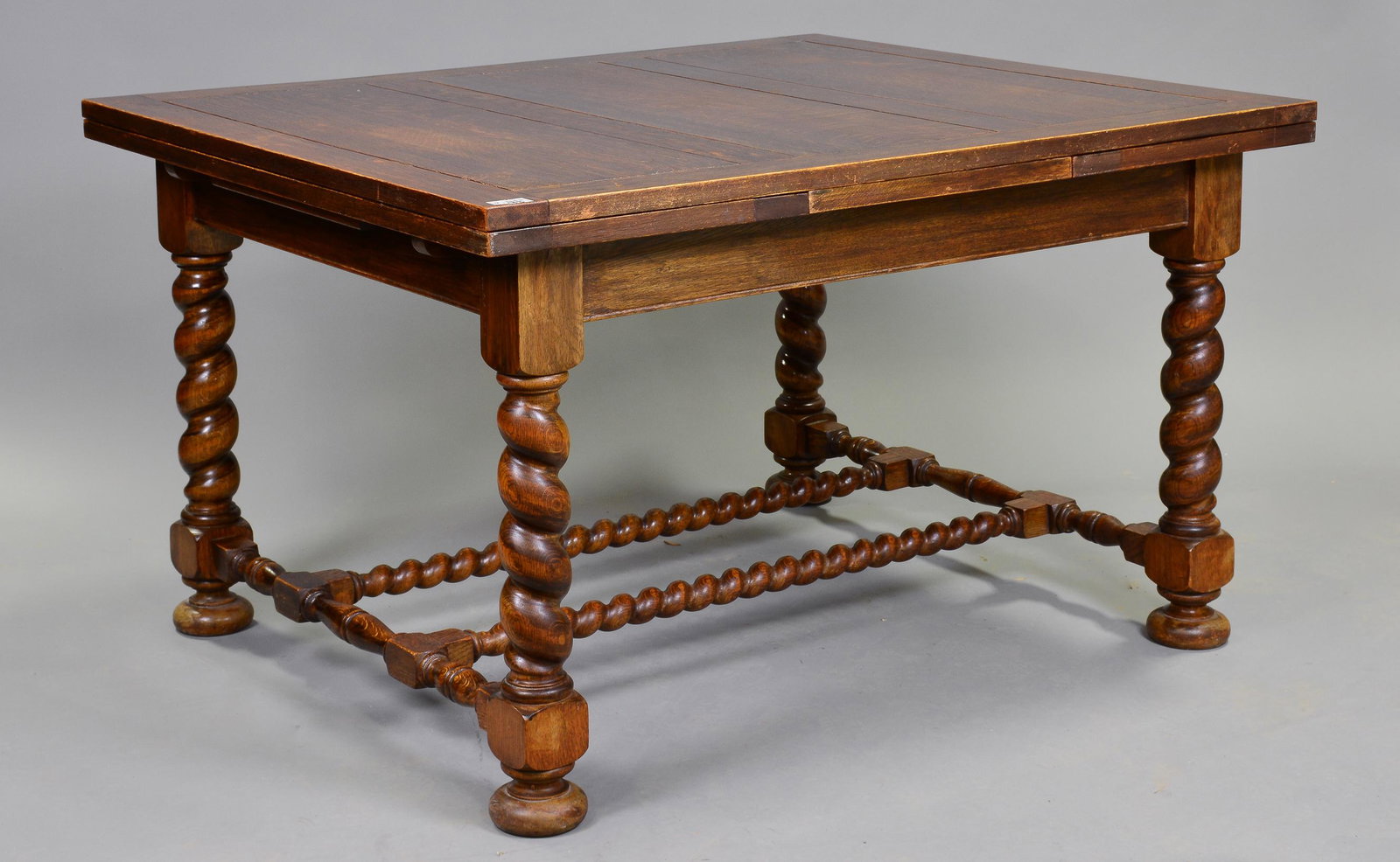 British Oak Large Barley Twist Draw Leaf Table (1 of 3)