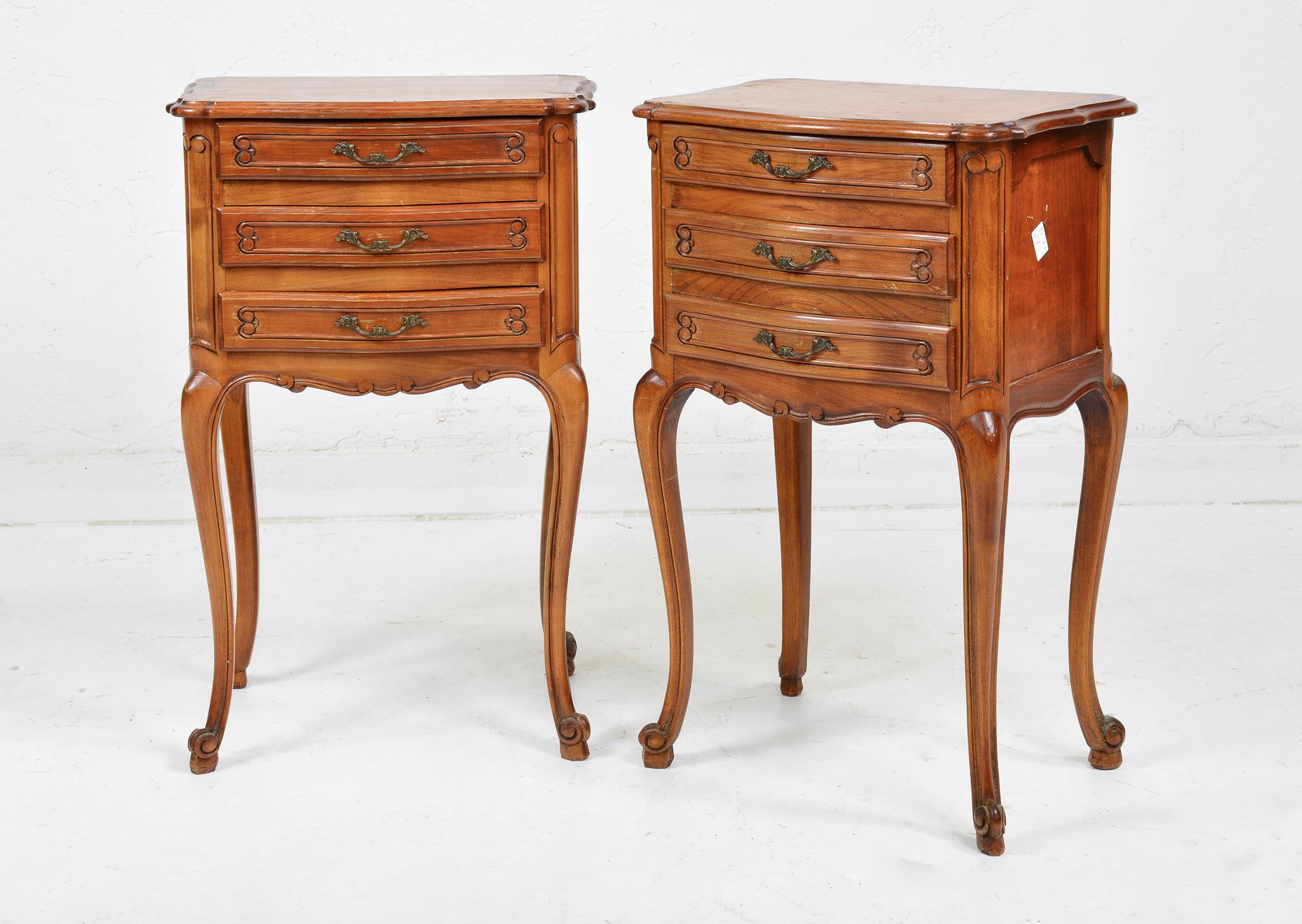 Pair Louis XV Style 3 Drawer Nightstands: Pair French Louis XV Style 3 Drawer Nightstands - 28 in tall x 17 x 12