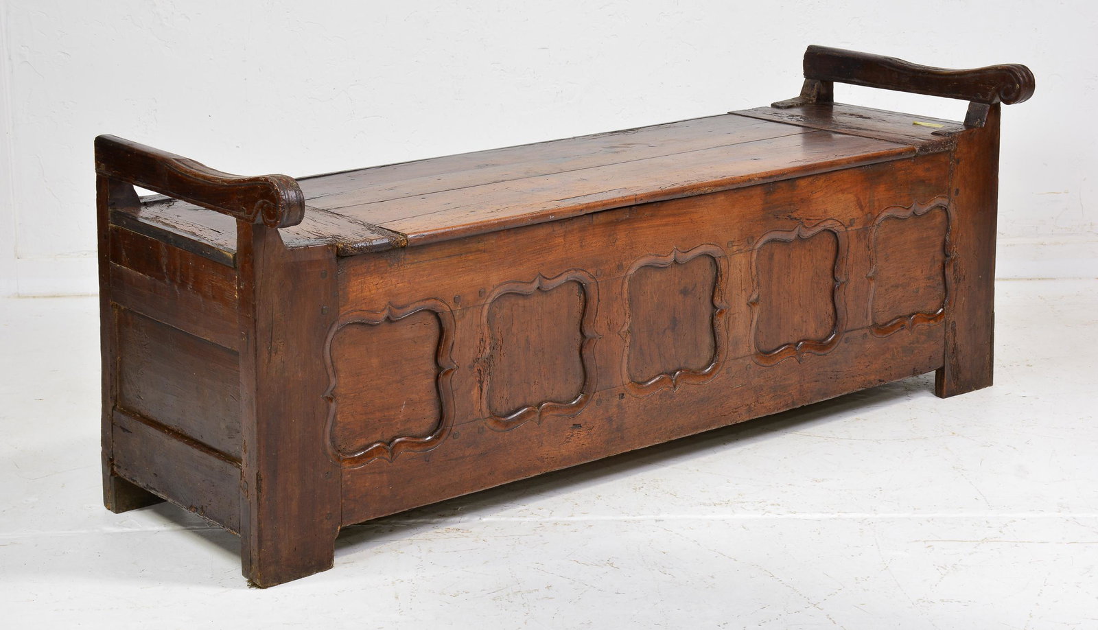 Breton style 5 panel coffer: Breton style 5 panel coffer 26 in tall x 66 x 23