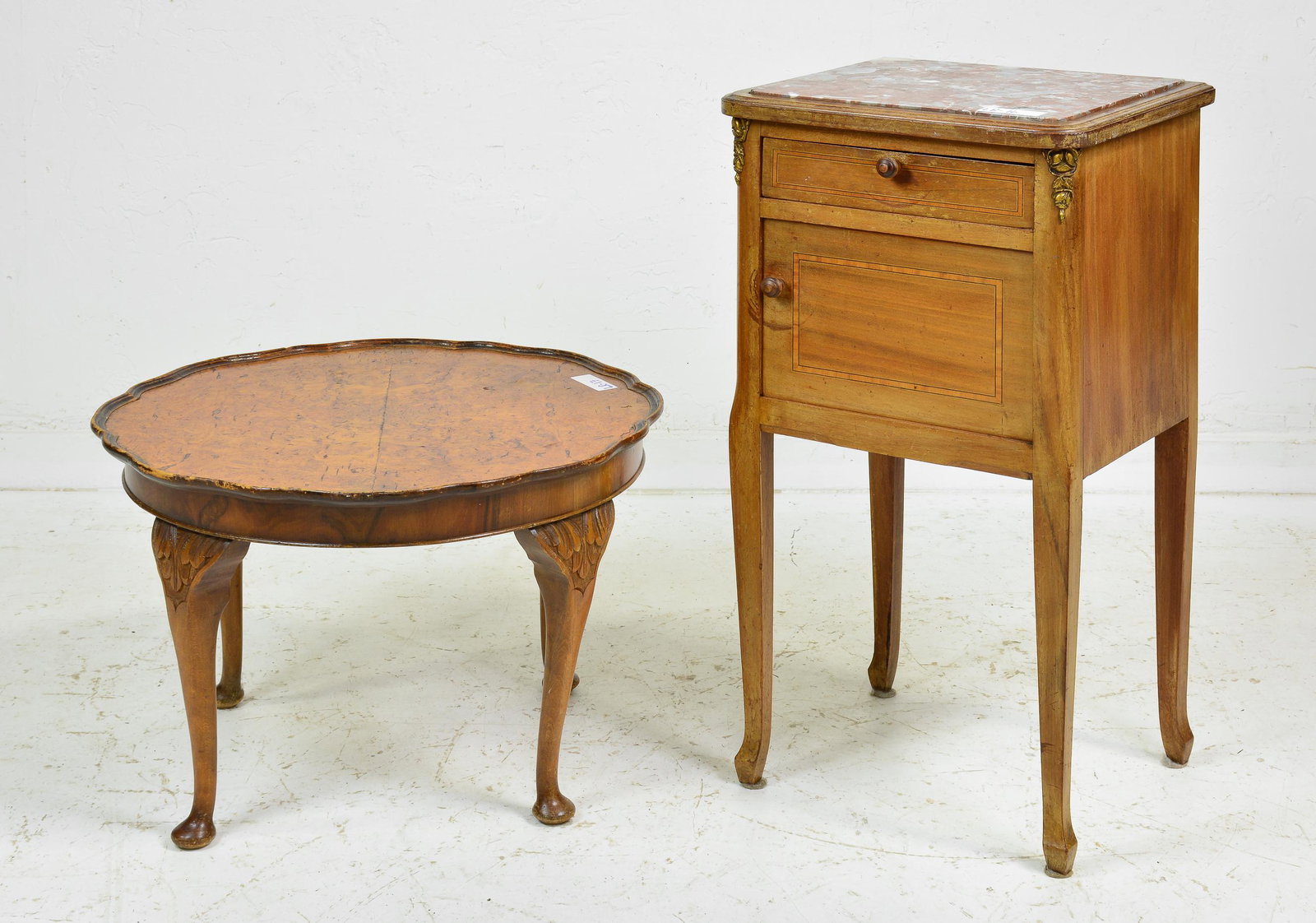 stand and table: 32 in tall x 17 x 14