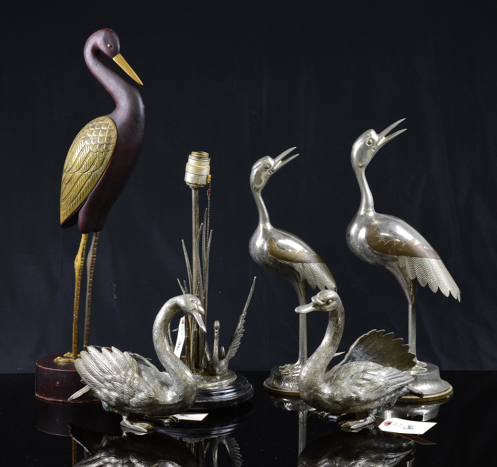 6 Pieces Assorted Bird Figures & Lamp (1 of 5)