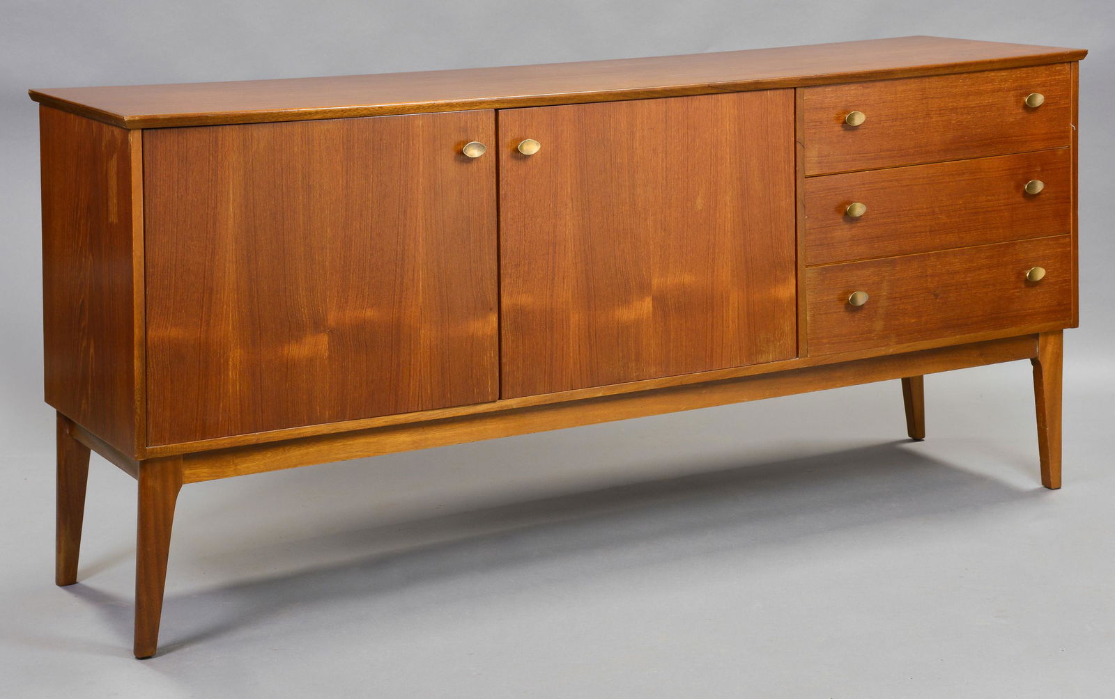 Mid Century Modern Sideboard - Brass Pulls - Biethcraft (1 of 6)