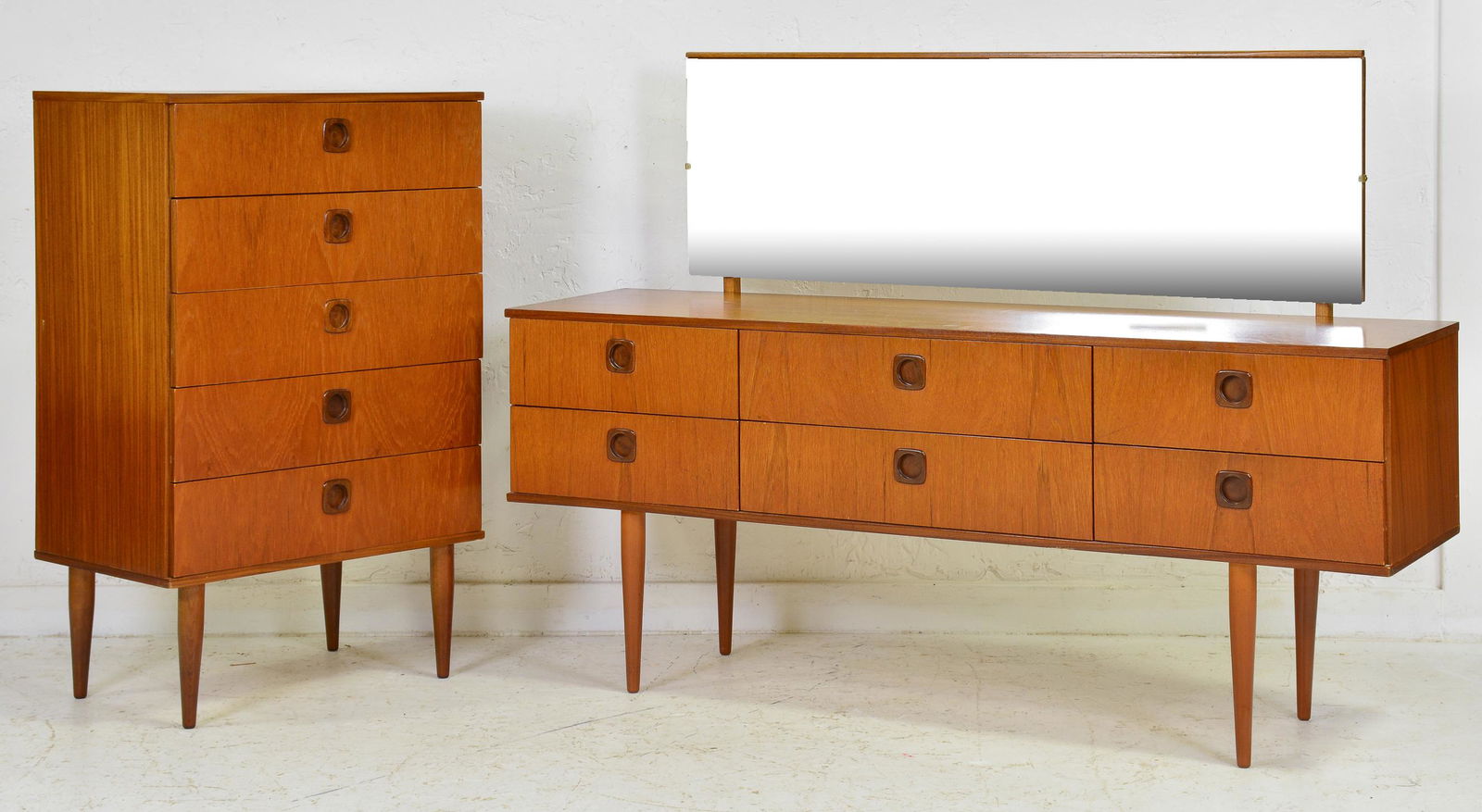 Mid Century Modern Chest & Dresser - Circular Handles (1 of 3)