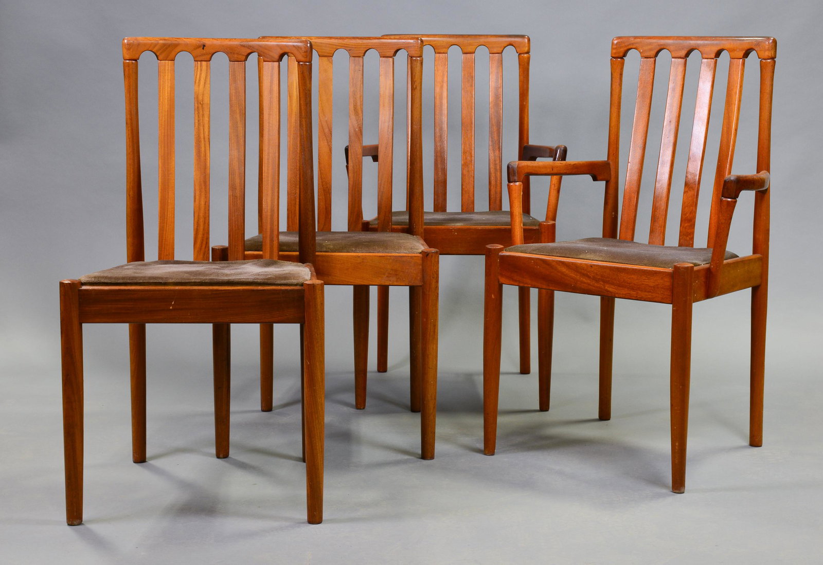 Set Of 4 Mid Century Modern Chairs (1 of 4)