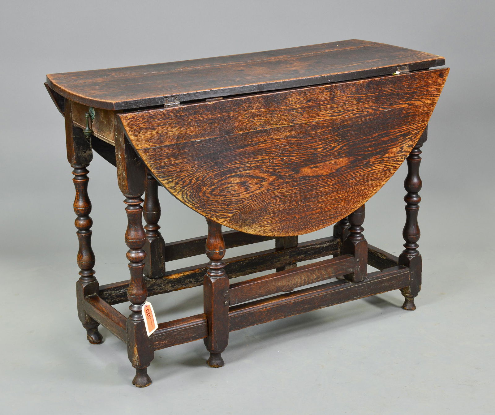 British Oak Drop Leaf / Gateleg Table (1 of 3)