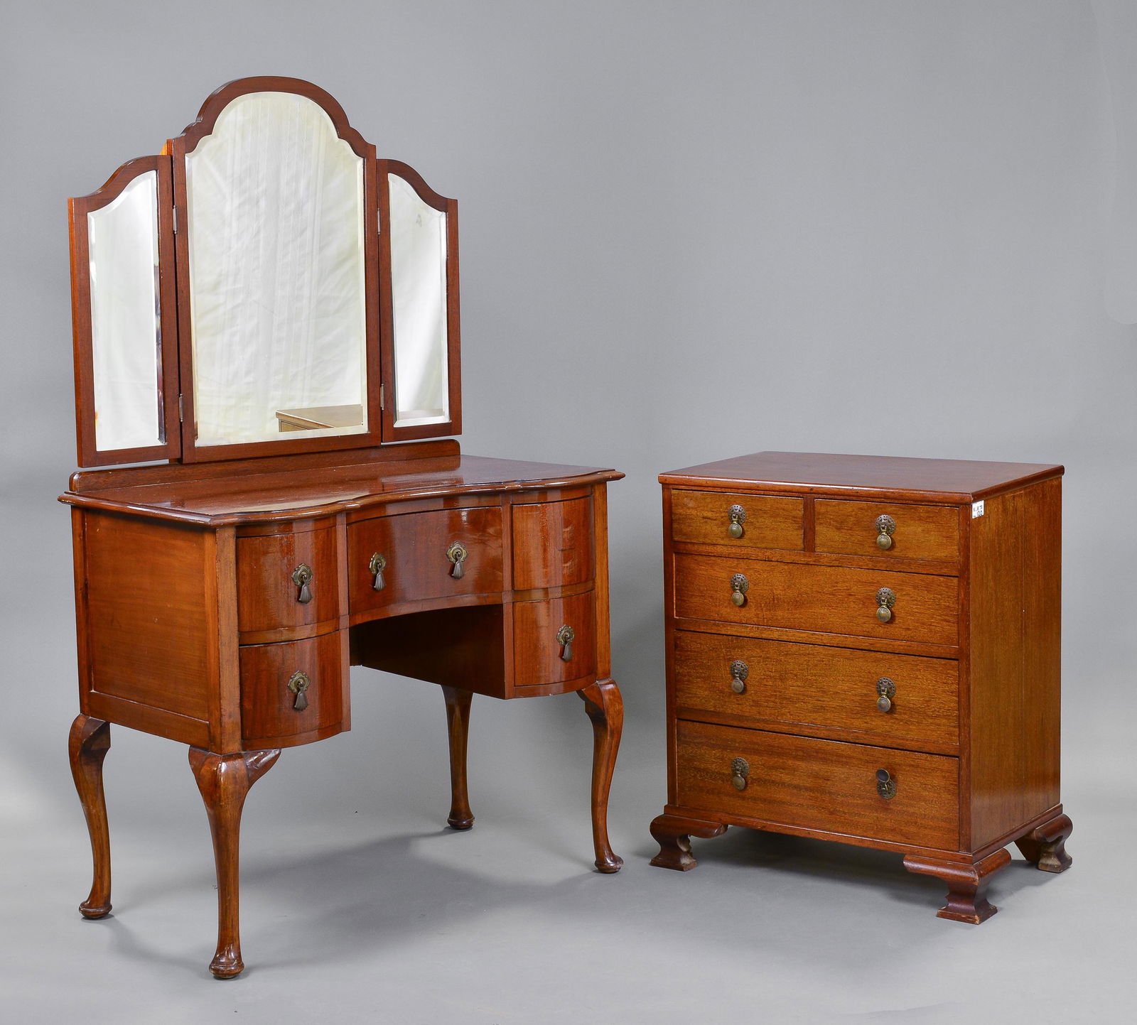 British Mahogany Triple Mirror Dresser & Small Chest (1 of 5)