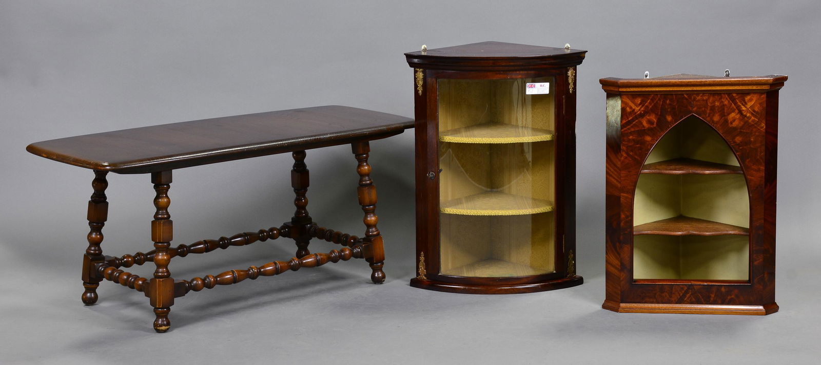 3 Pc Mixed lot - 2 Corner Shelfs & a Coffee Table (1 of 4)