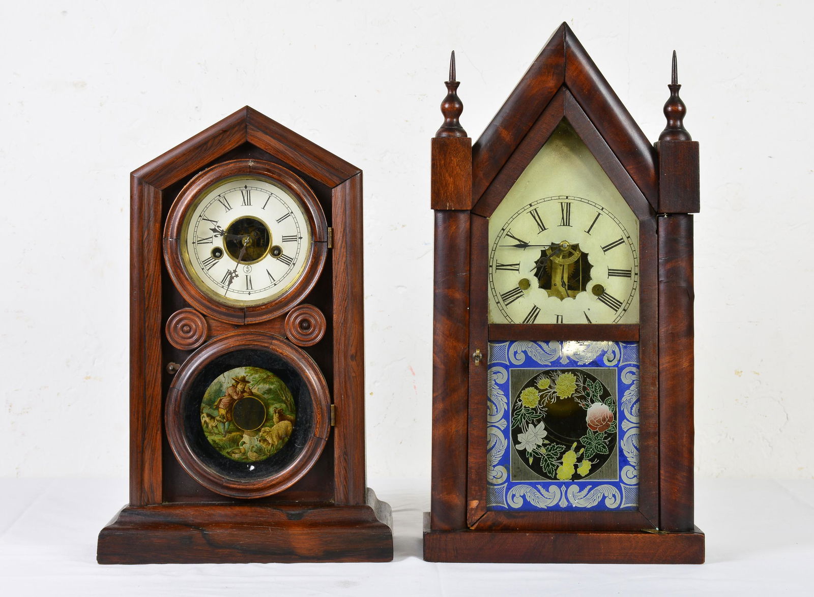 2 American Mantle / Kitchen Clocks (1 of 6)