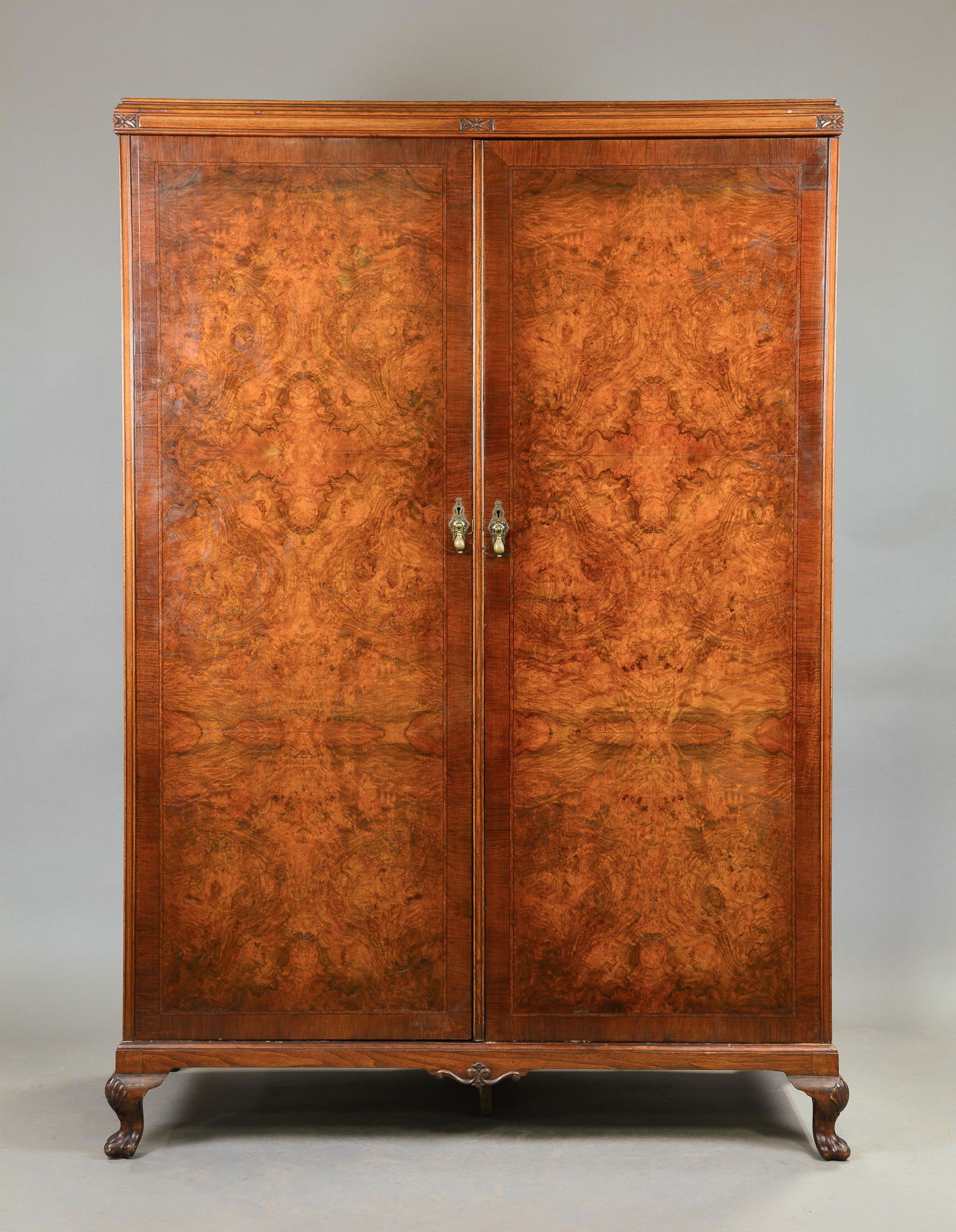 Fitted British Walnut Robe on Paw Feet (1 of 4)