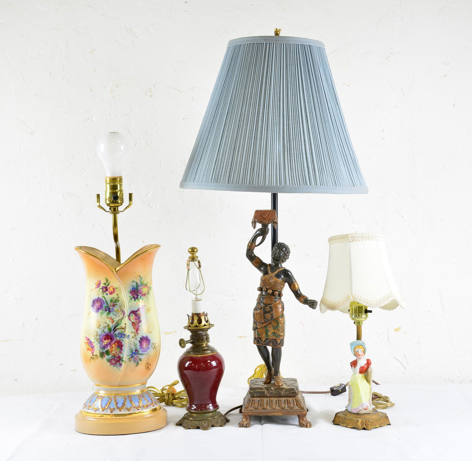 4 Assorted American Wired Lamps (1 of 4)