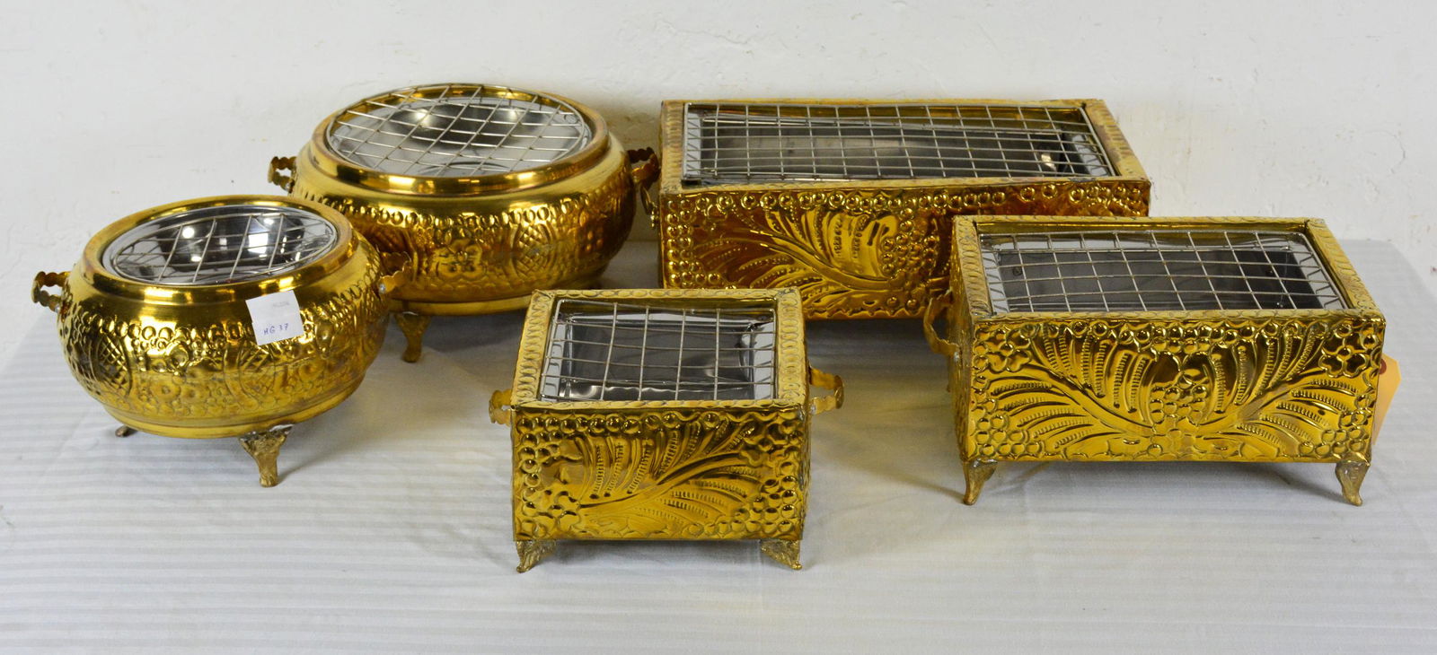 5pcs Pressed Brass Boxes / Bowls (1 of 3)