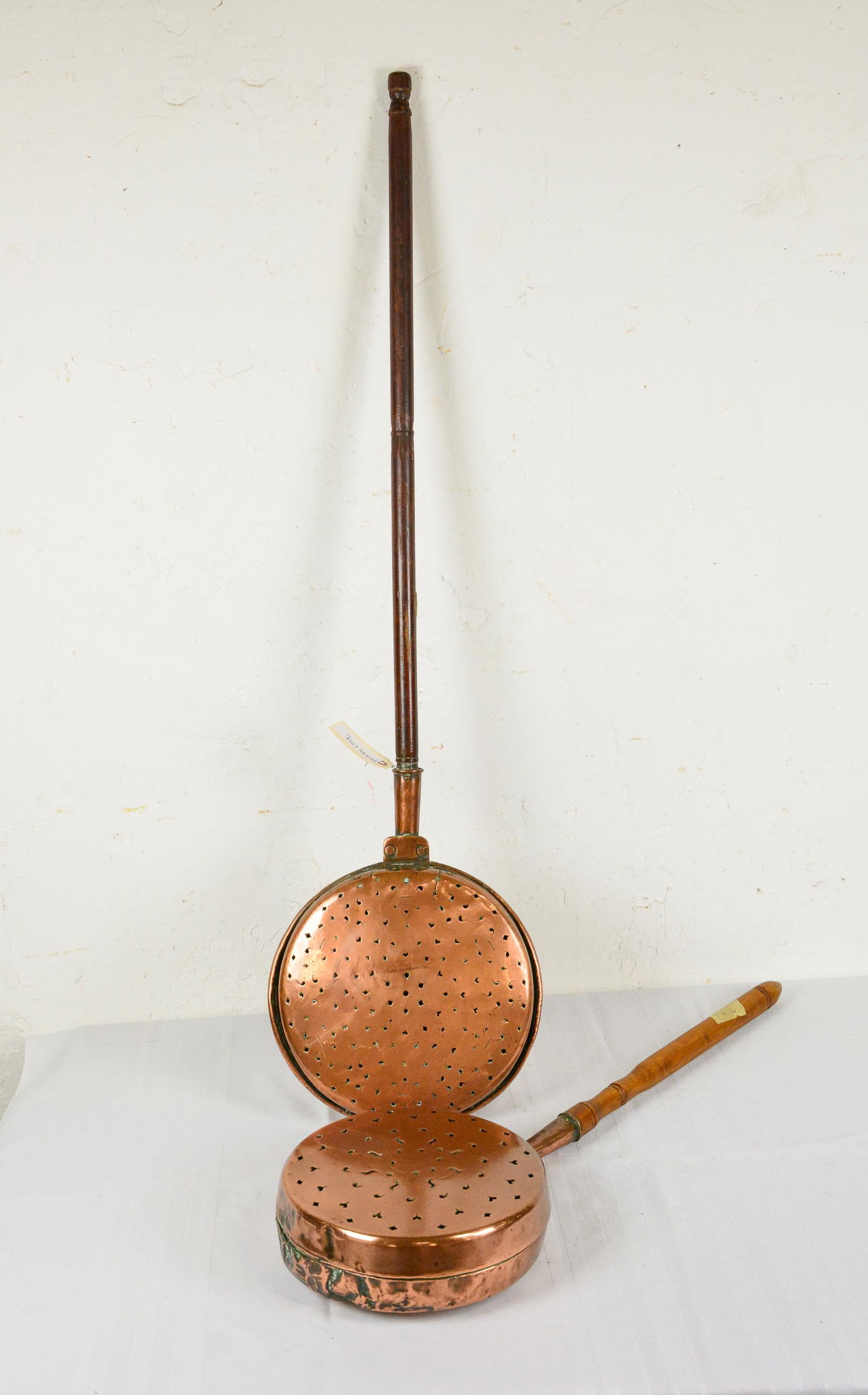 2 French Copper Bed Warmers (1 of 3)